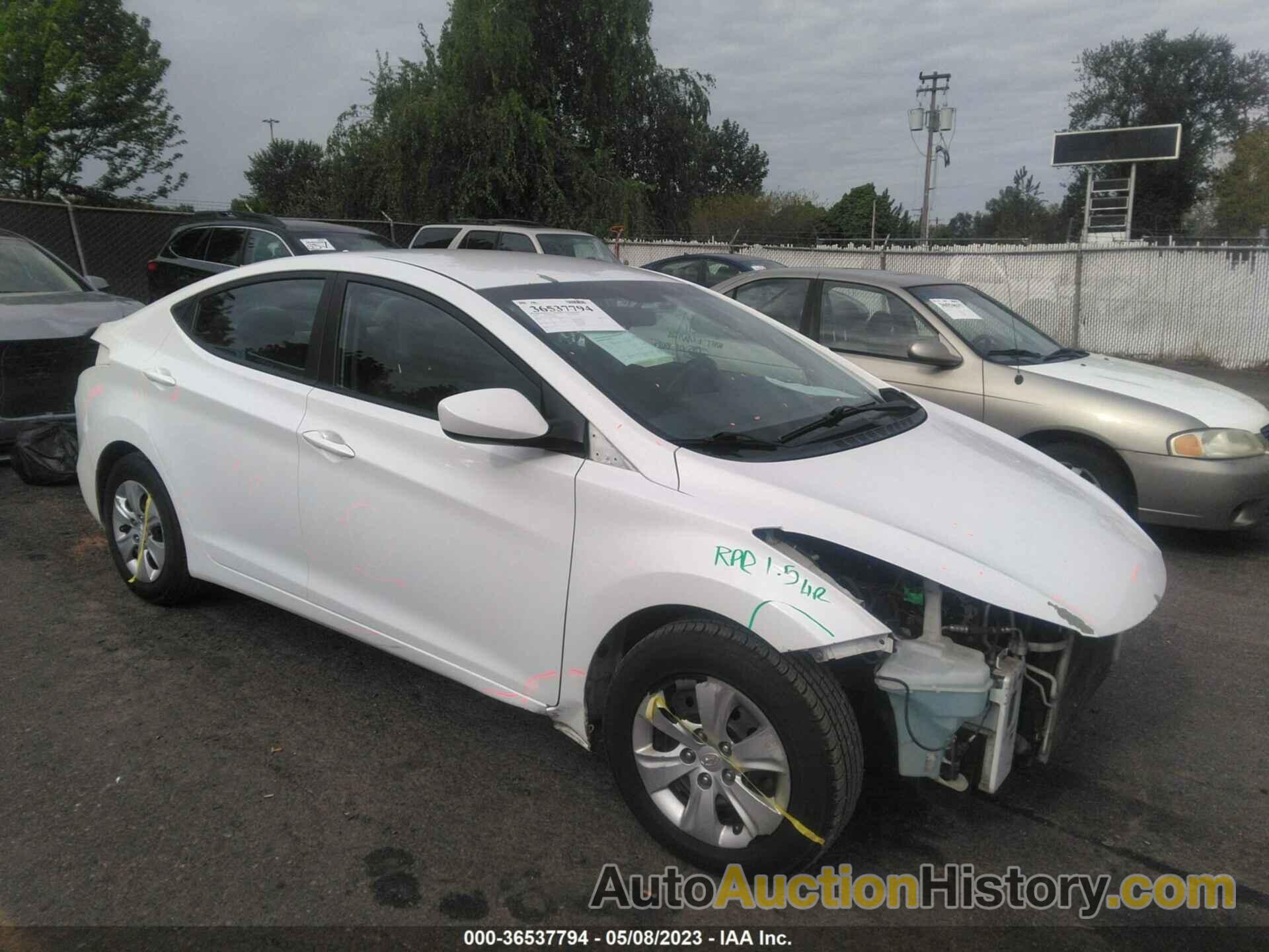 HYUNDAI ELANTRA SE, 5NPDH4AE0GH767100