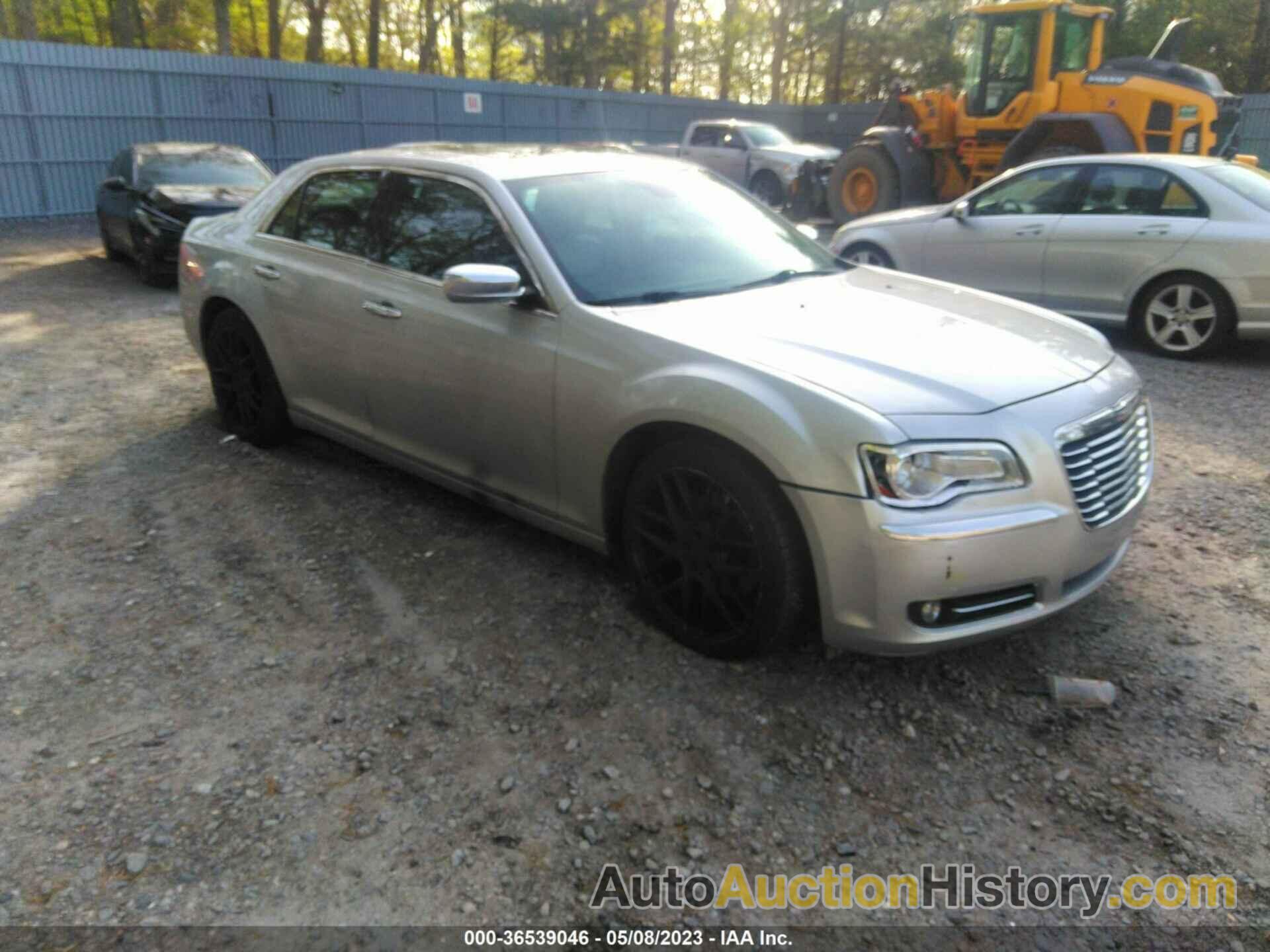 CHRYSLER 300 300C, 2C3CA6CT6BH613908