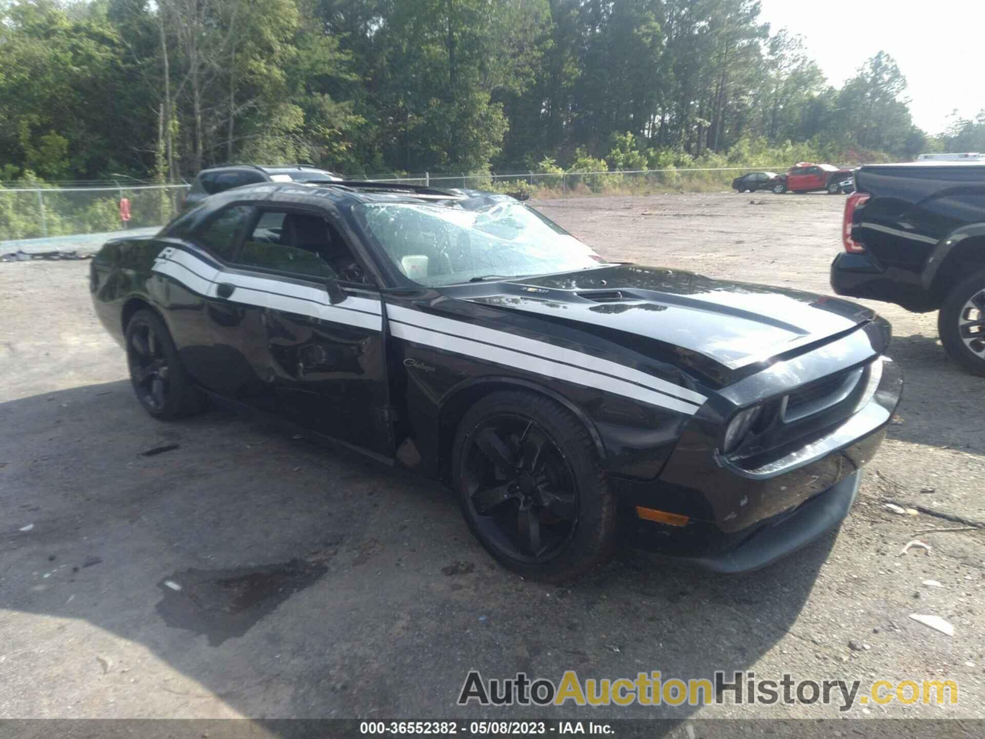 DODGE CHALLENGER R/T CLASSIC, 2C3CDYBT7EH302500