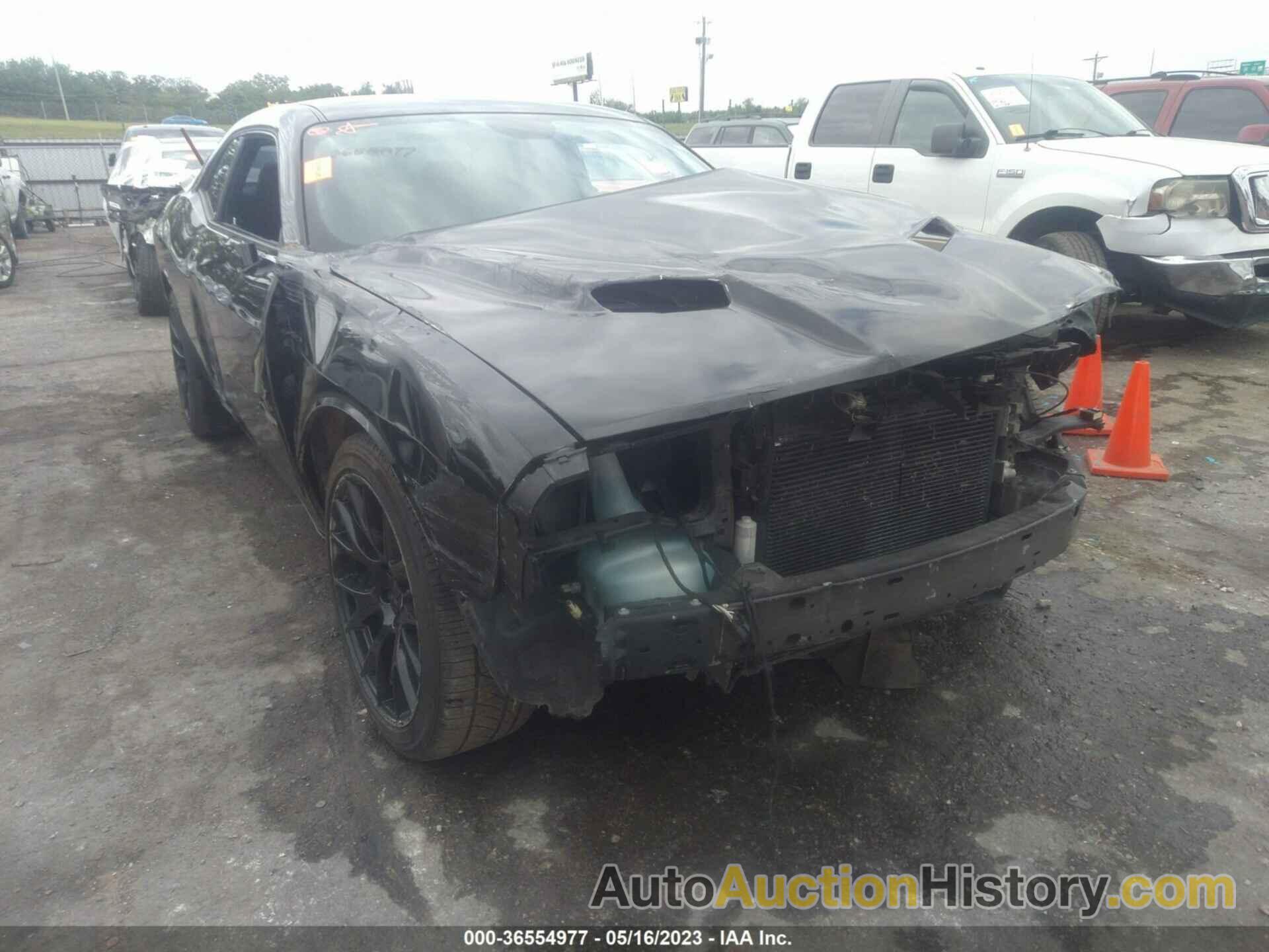 DODGE CHALLENGER SXT PLUS, 2C3CDZAG8JH280592