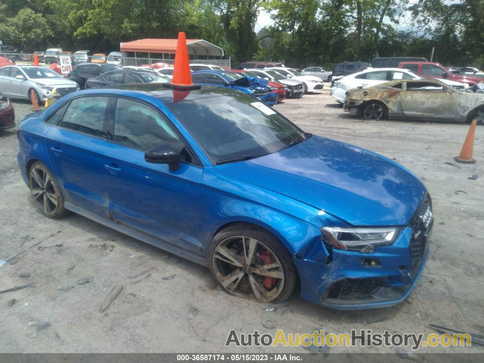 AUDI RS 3, WUABWGFF6KA904043