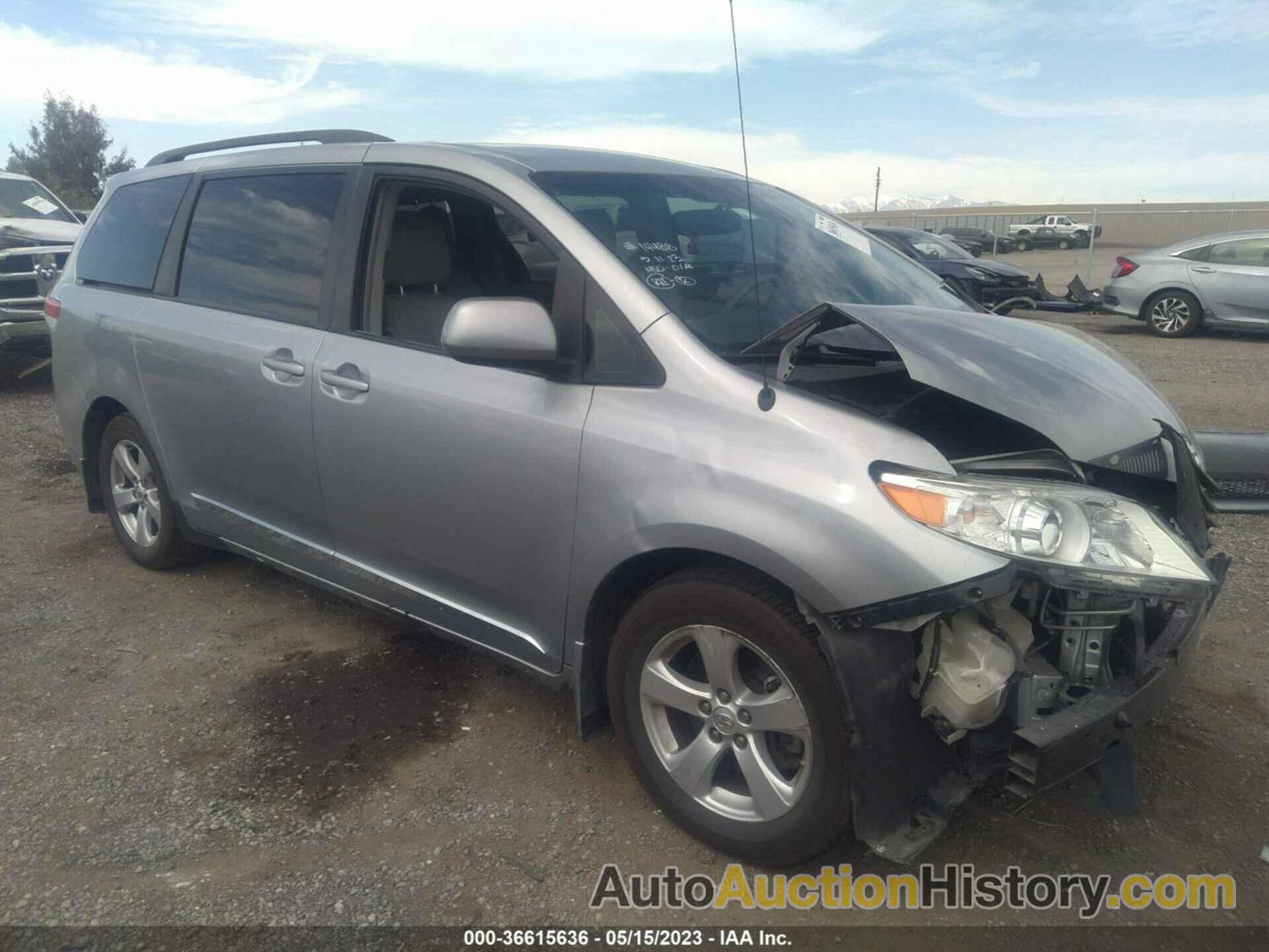 TOYOTA SIENNA LE, 5TDKK3DC6DS345979