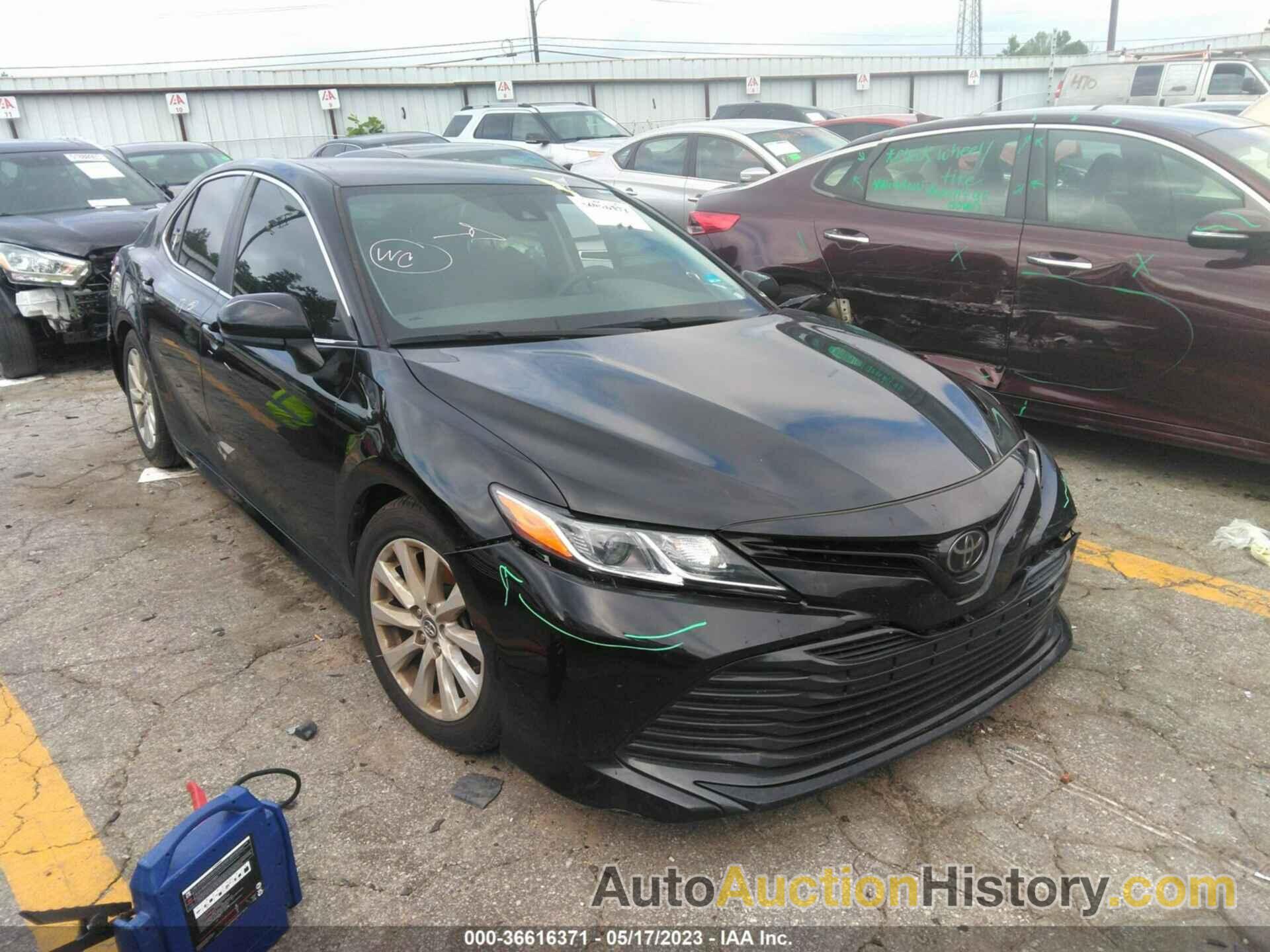 TOYOTA CAMRY LE, 4T1C11AK3LU904594