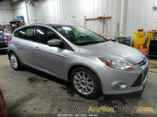 FORD FOCUS SE, 1FAHP3K25CL112199