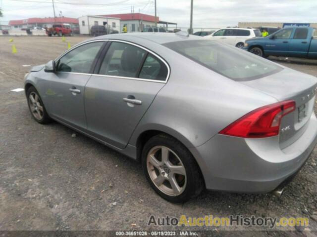 VOLVO S60 T5/T5 PLATINUM/T5 PREMIER/T5 PREMIER PLUS, YV1612FS5D2232397