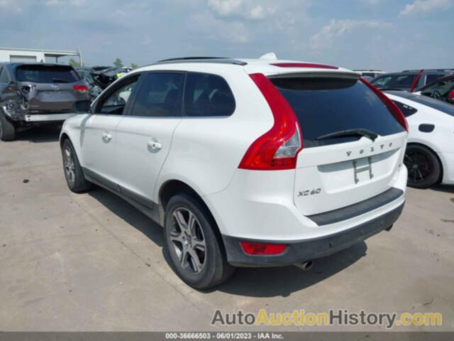 VOLVO XC60 T6/T6 PLATINUM/T6 PREMIER PLUS/T6 R-DESIGN/T6 R-DESIGN PLATINUM/T6 R-DESIGN PREMIER PLUS, YV4902DZ4D2464444