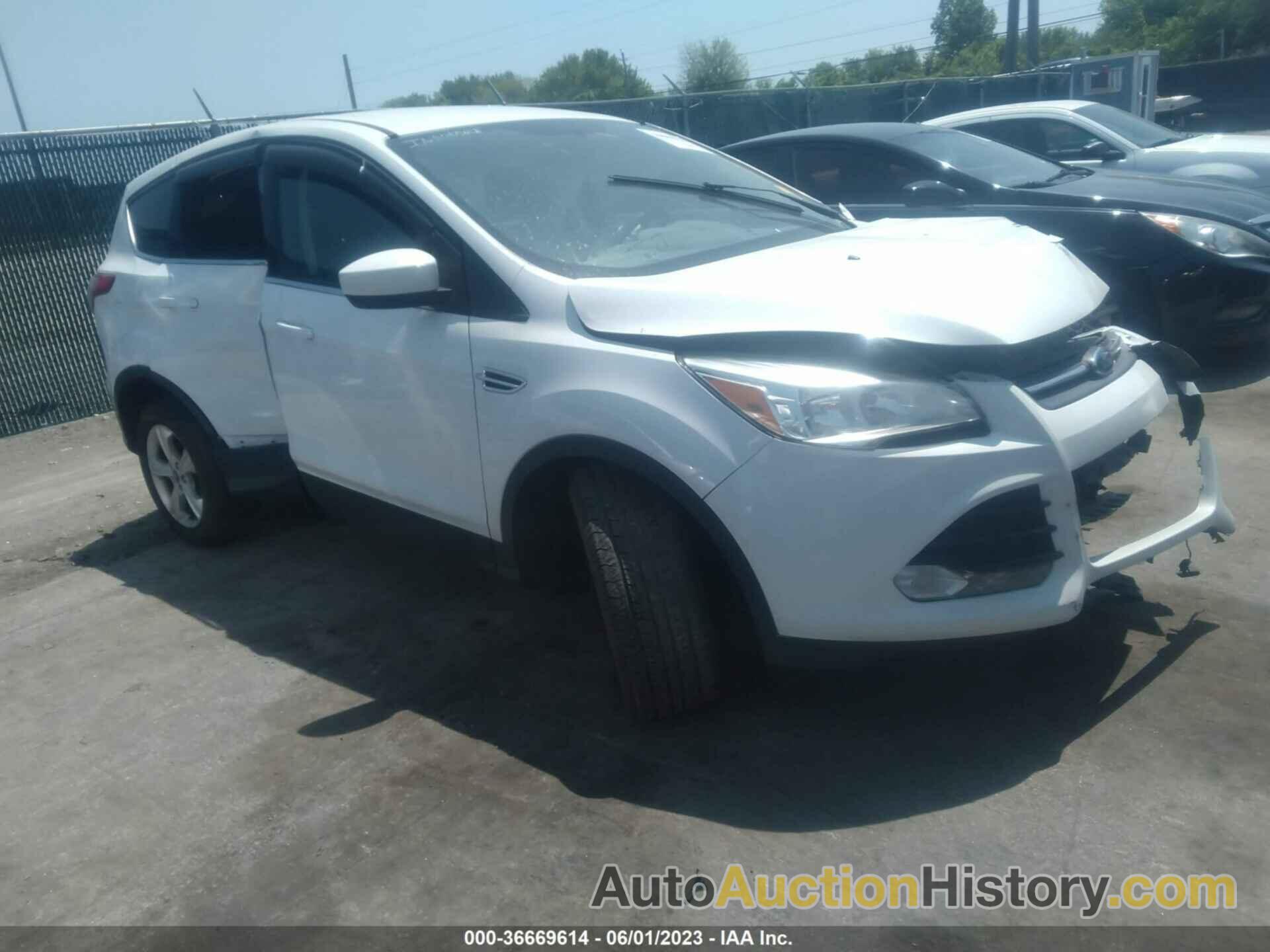 FORD ESCAPE SE, 1FMCU0GX3DUD71555