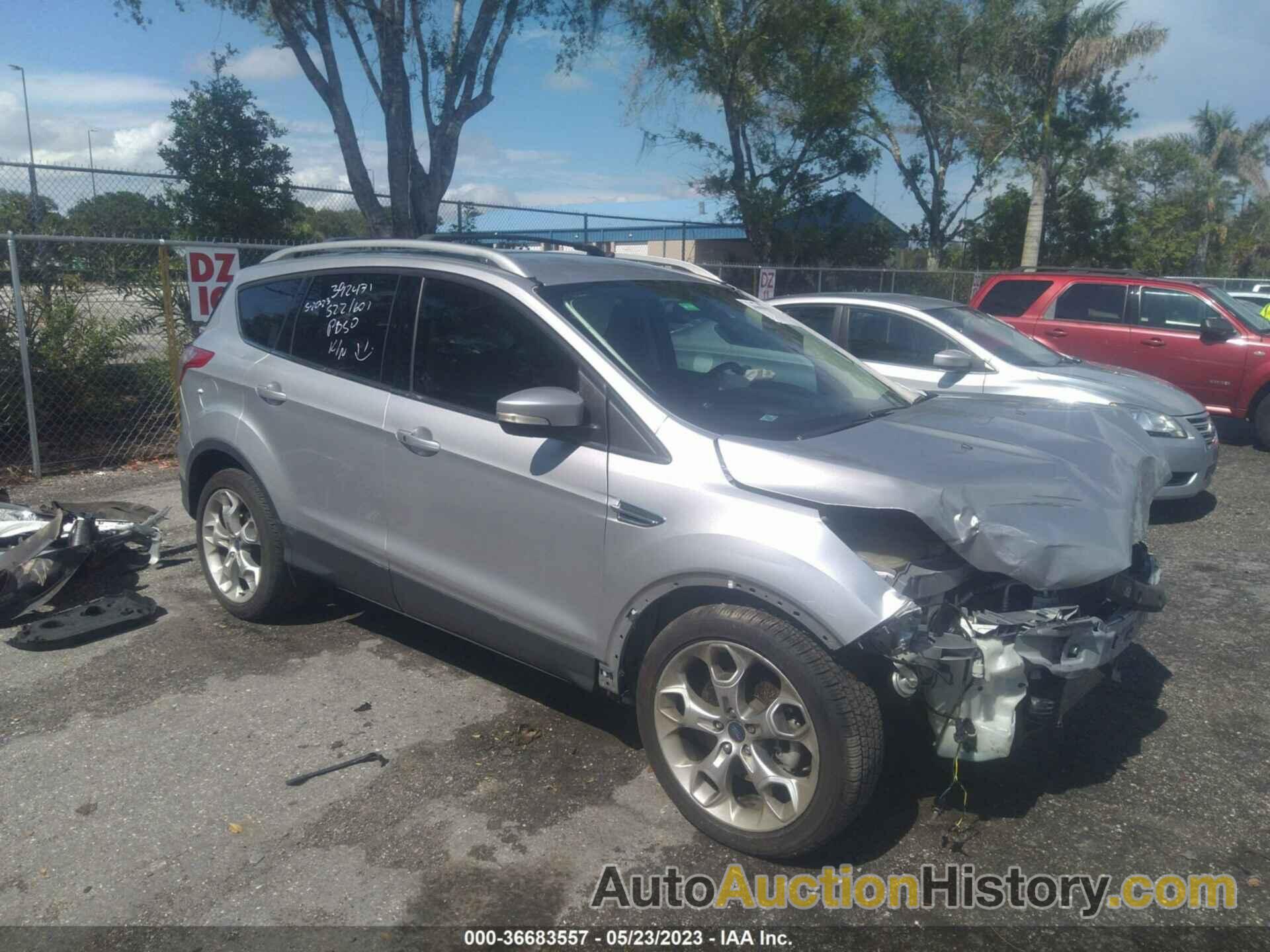 FORD ESCAPE TITANIUM, 1FMCU0J9XEUC27738