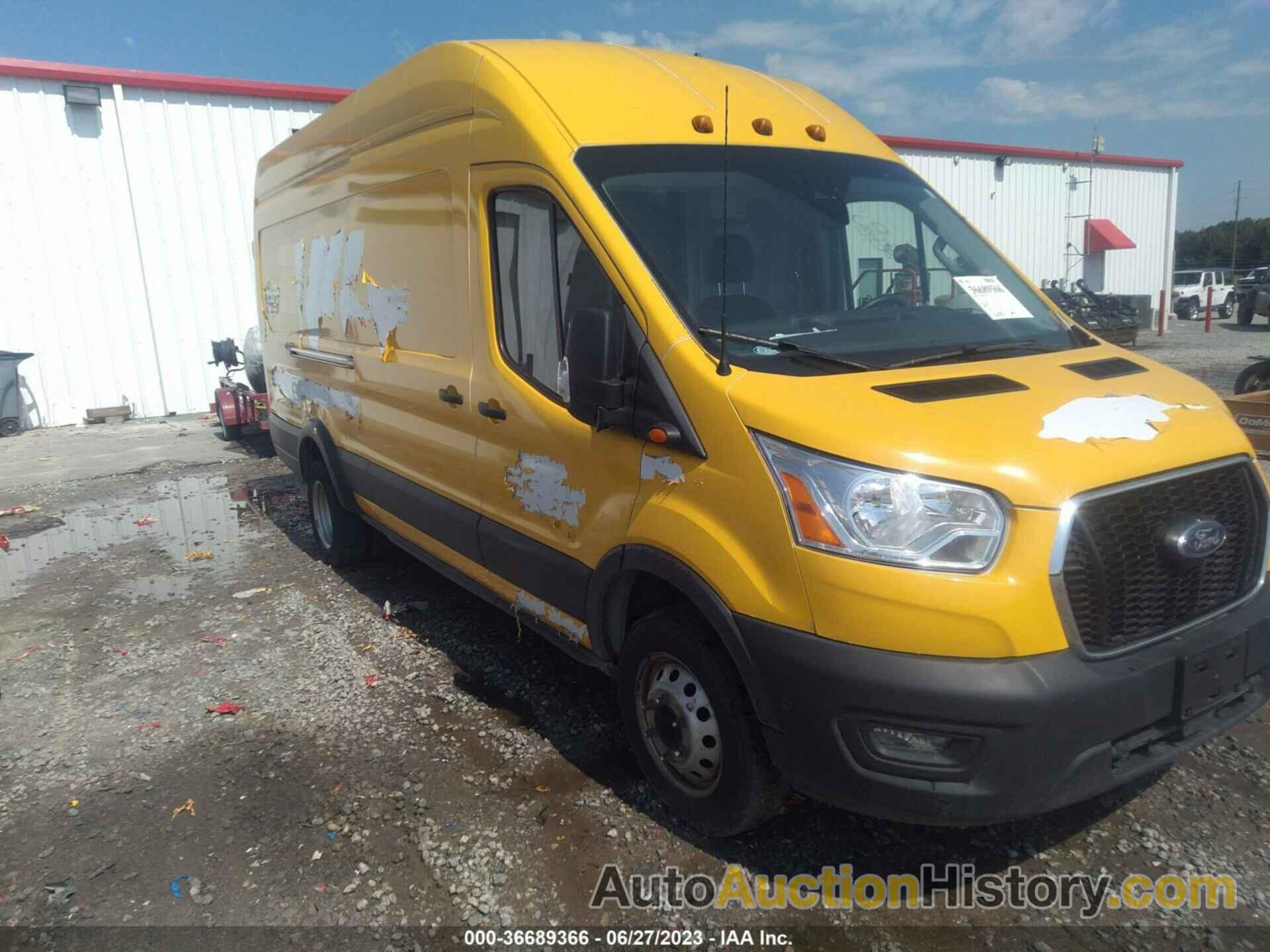 FORD TRANSIT CARGO VAN, 1FTRS4XG8MKA16033