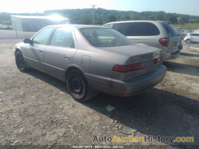 TOYOTA CAMRY LE, 4T1BF22K4VU030390