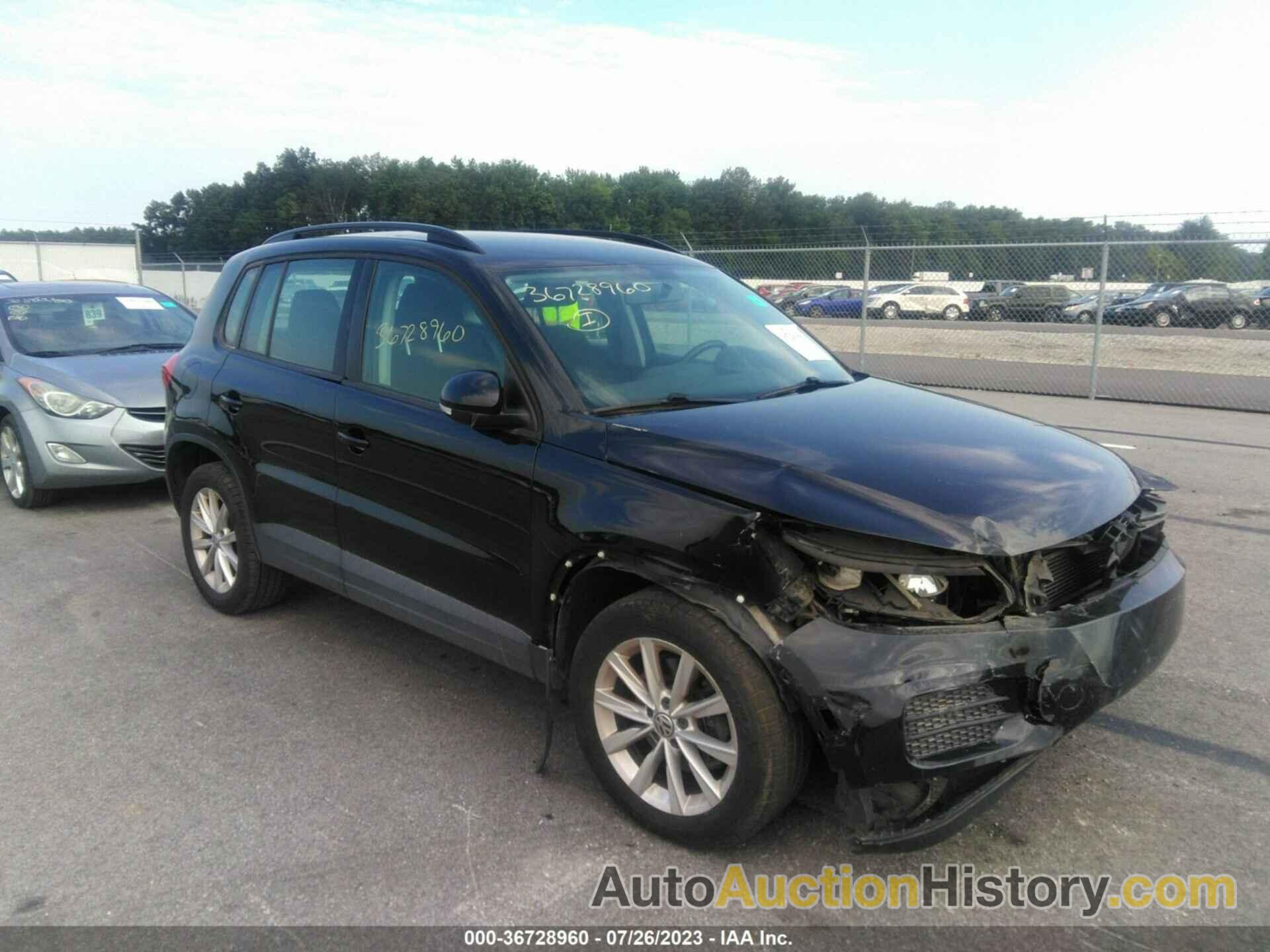 VOLKSWAGEN TIGUAN, WVGBV7AX8HK053104