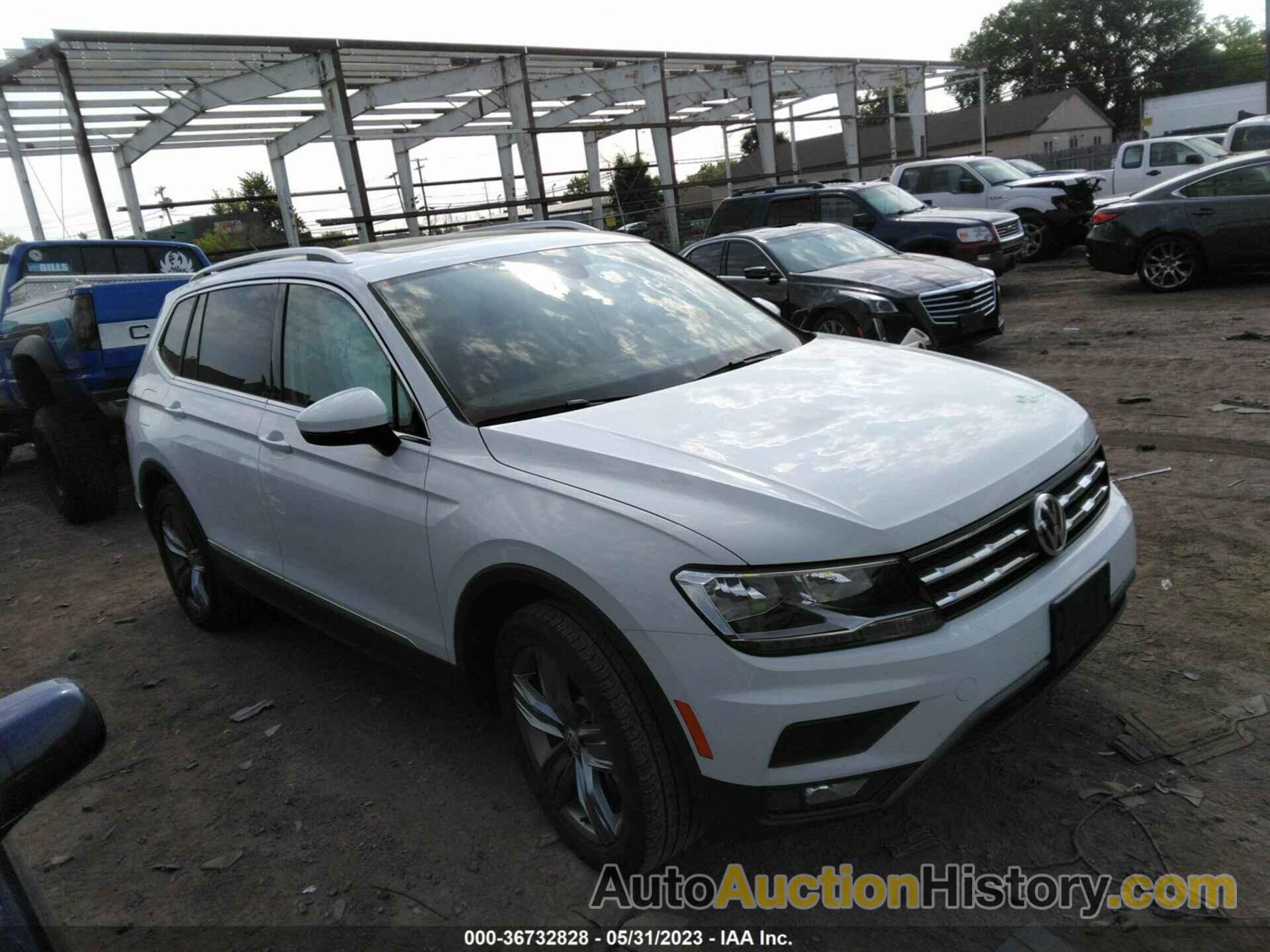 VOLKSWAGEN TIGUAN SE/SE R-LINE BLACK/SEL, 3VV2B7AX0MM035648