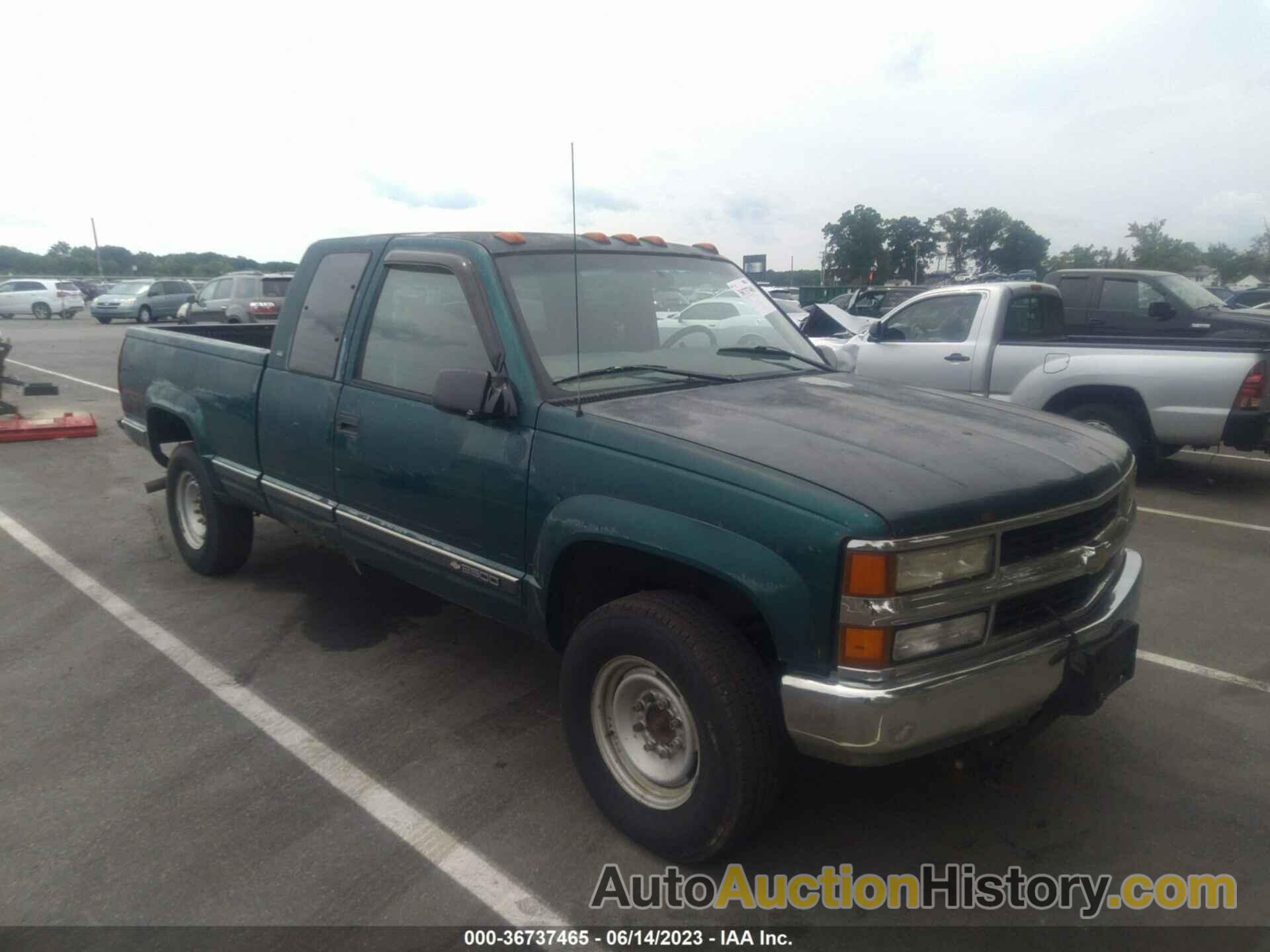 CHEVROLET C/K 2500, 1GCGK29R4WE206228