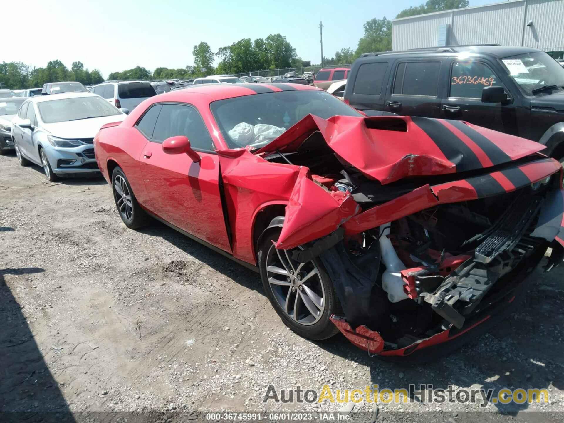 DODGE CHALLENGER SXT AWD, 2C3CDZGG8KH676207