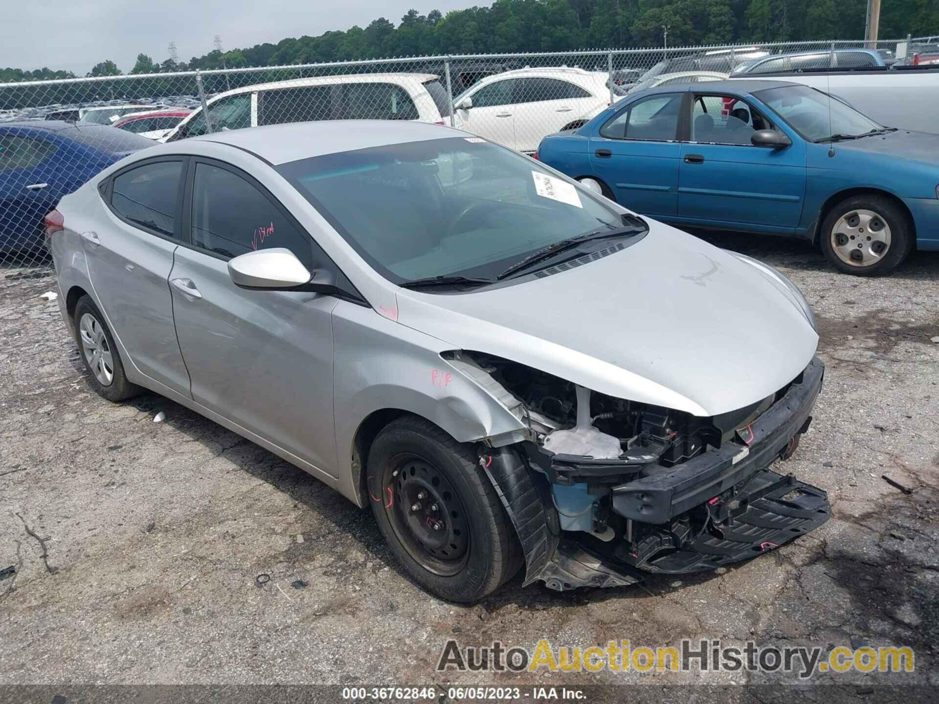 HYUNDAI ELANTRA SE, 5NPDH4AE8GH728786