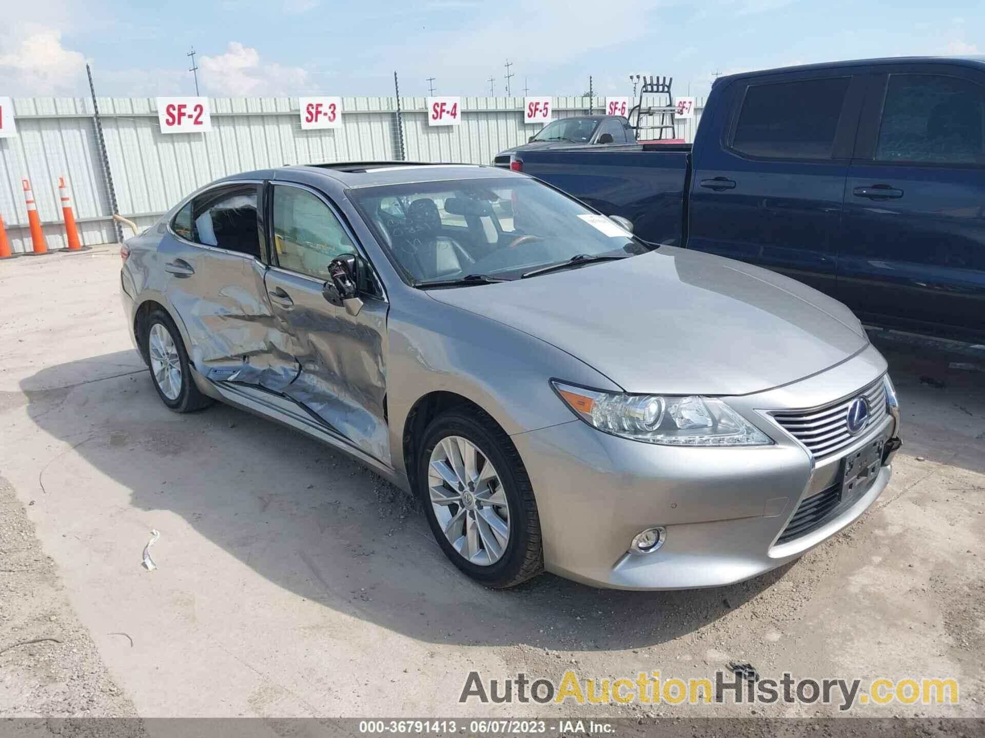 LEXUS ES 300H HYBRID, JTHBW1GG7F2083180