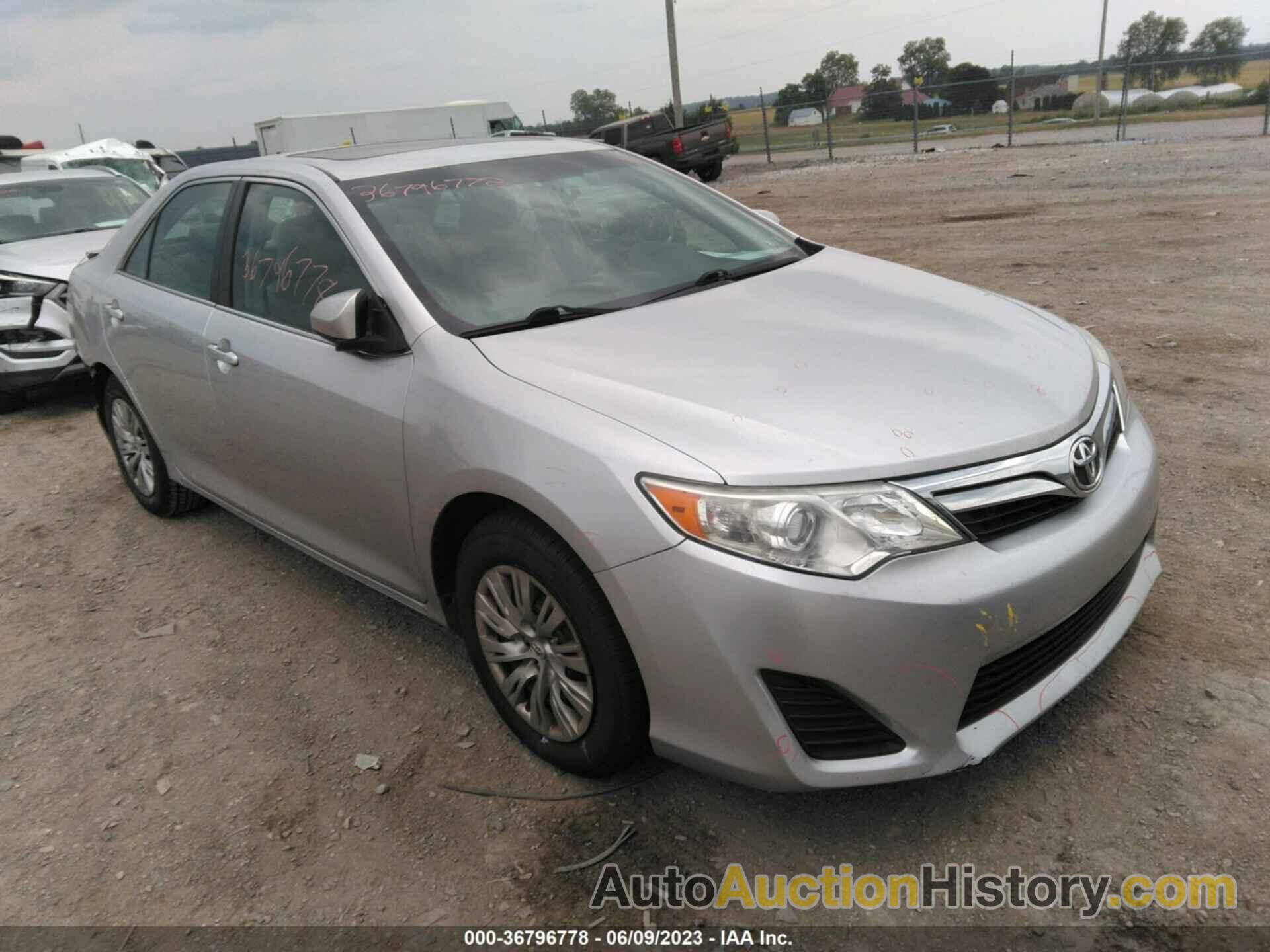 TOYOTA CAMRY L/LE/SE/XLE, 4T4BF1FK1CR249881