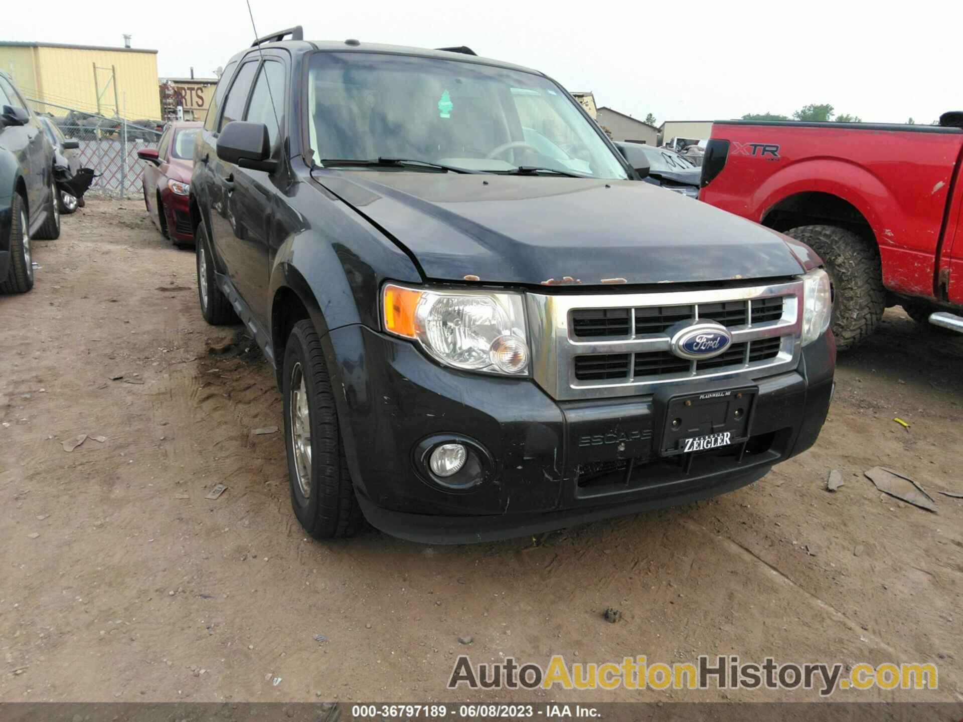 FORD ESCAPE XLT, 1FMCU9D75BKA50960