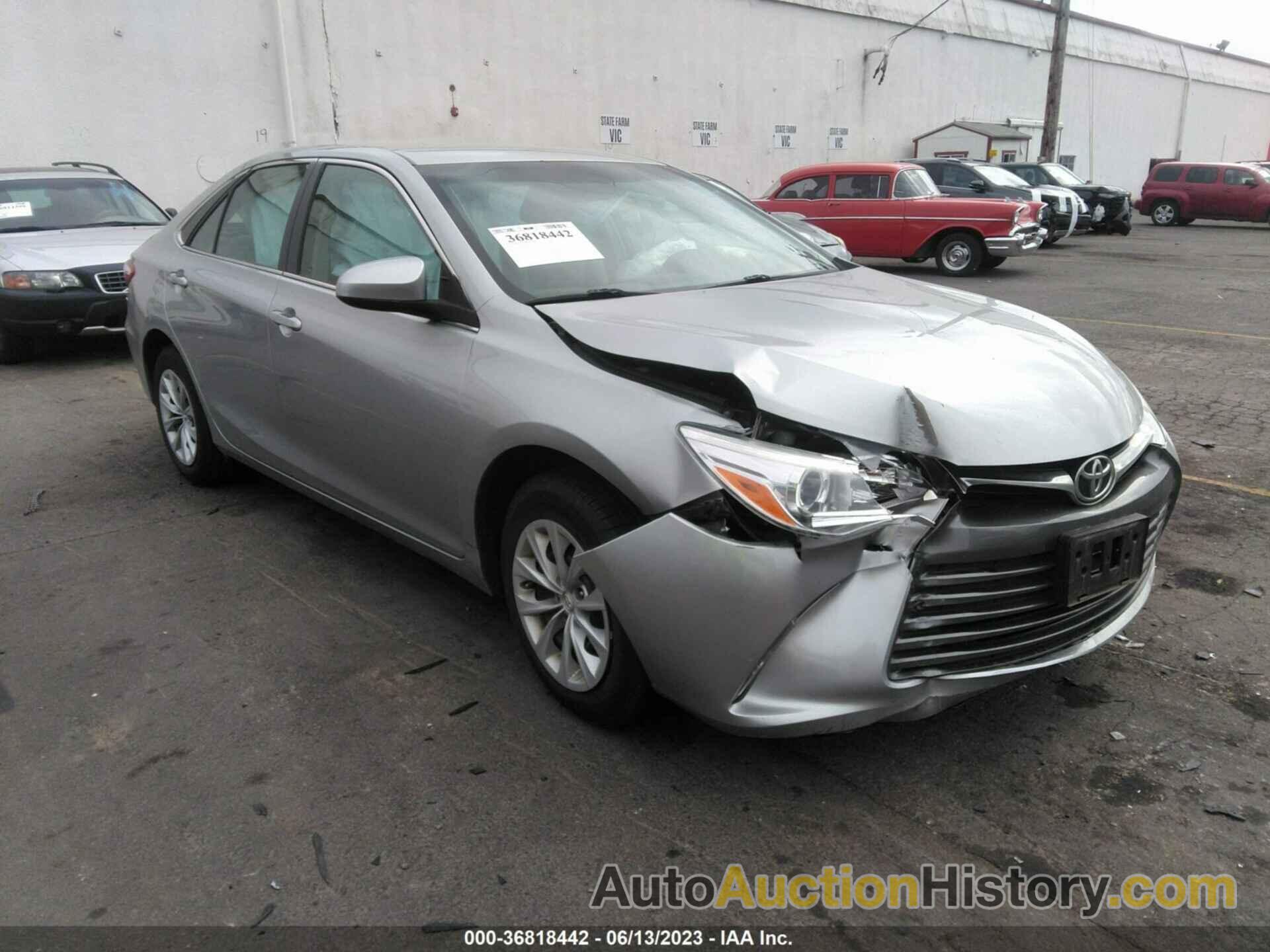 TOYOTA CAMRY XLE/SE/LE/XSE, 4T4BF1FK7GR561421