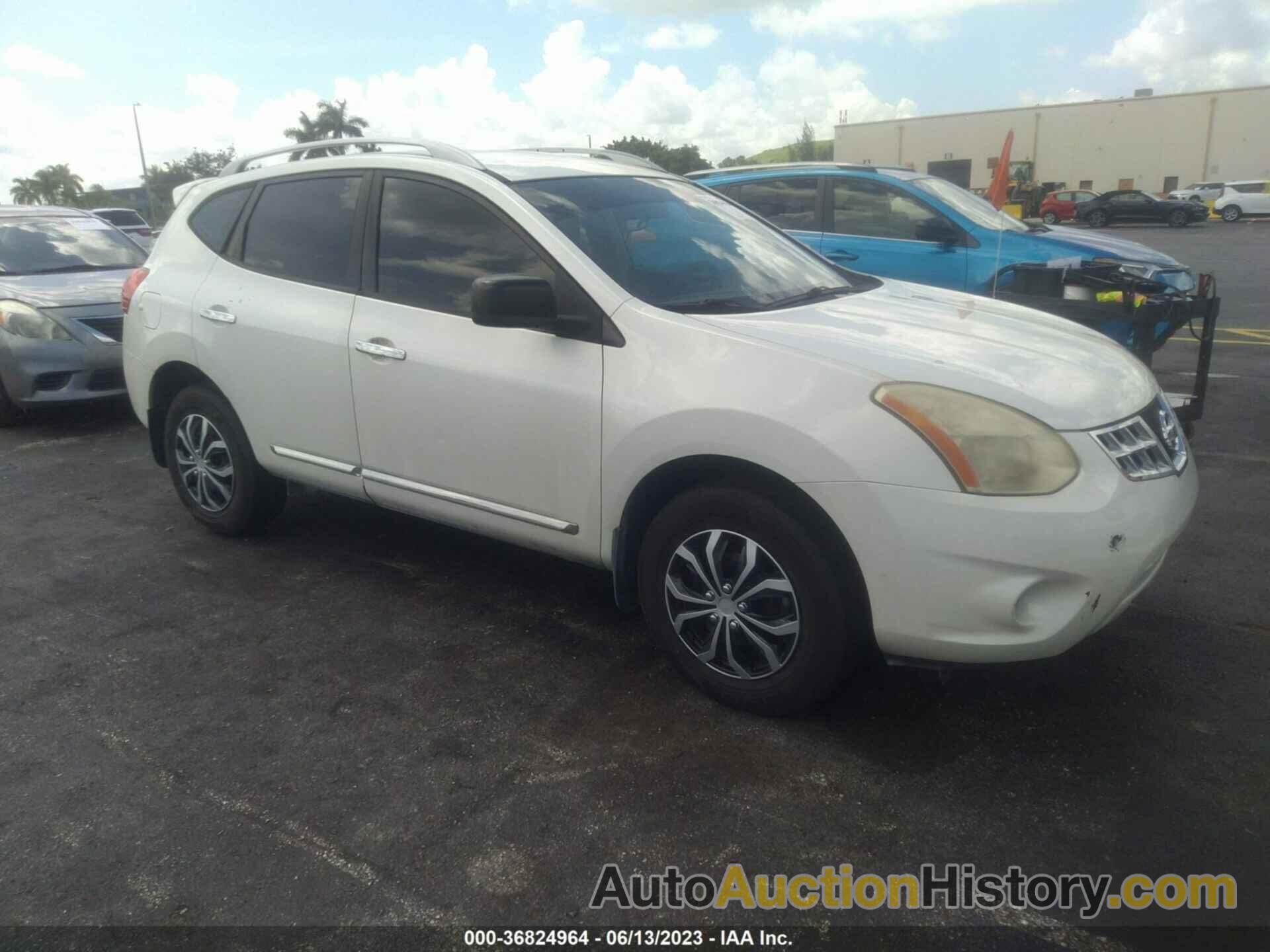 NISSAN ROGUE S, JN8AS5MT8BW183359