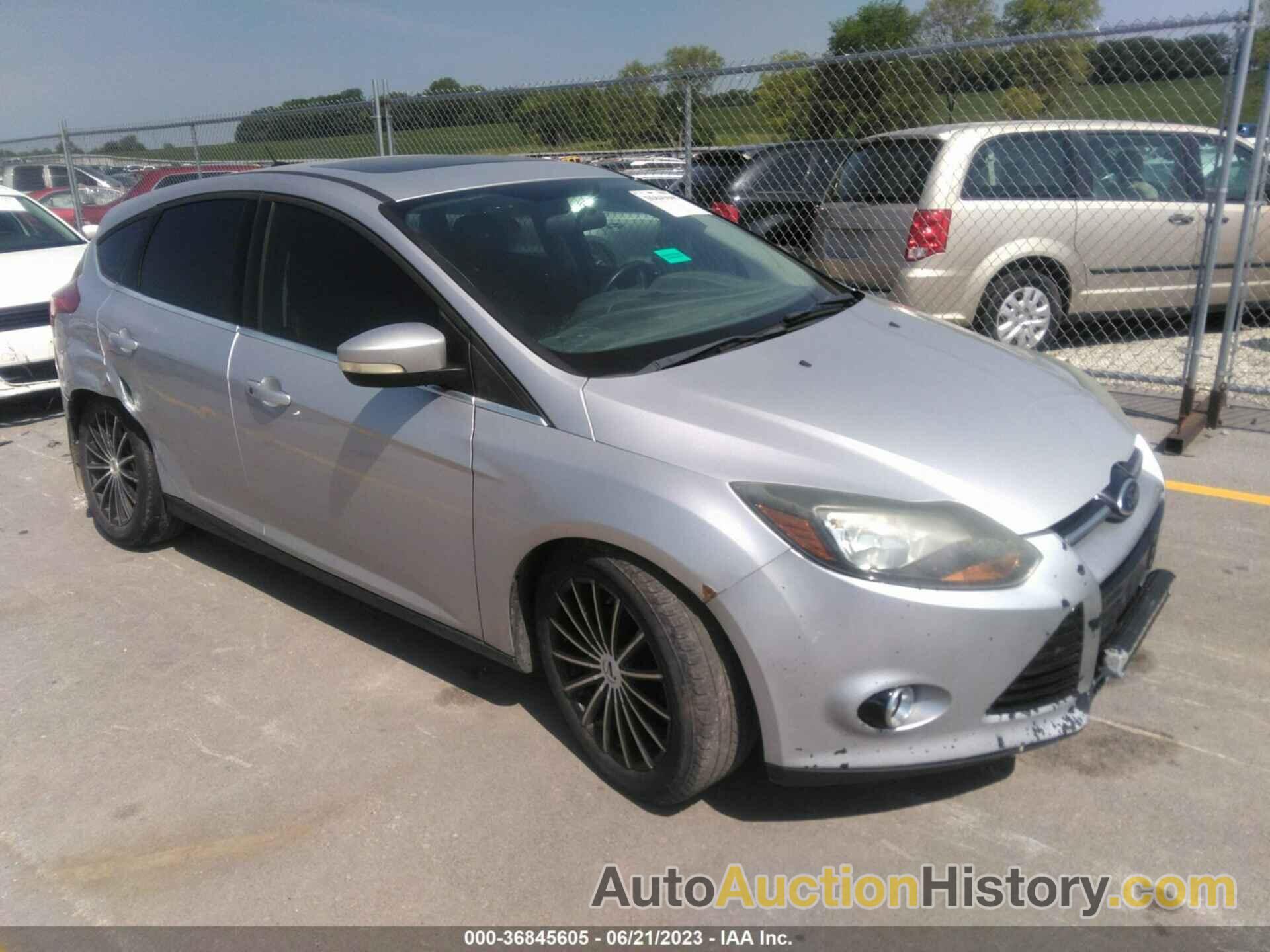 FORD FOCUS TITANIUM, 1FADP3N2XEL321130