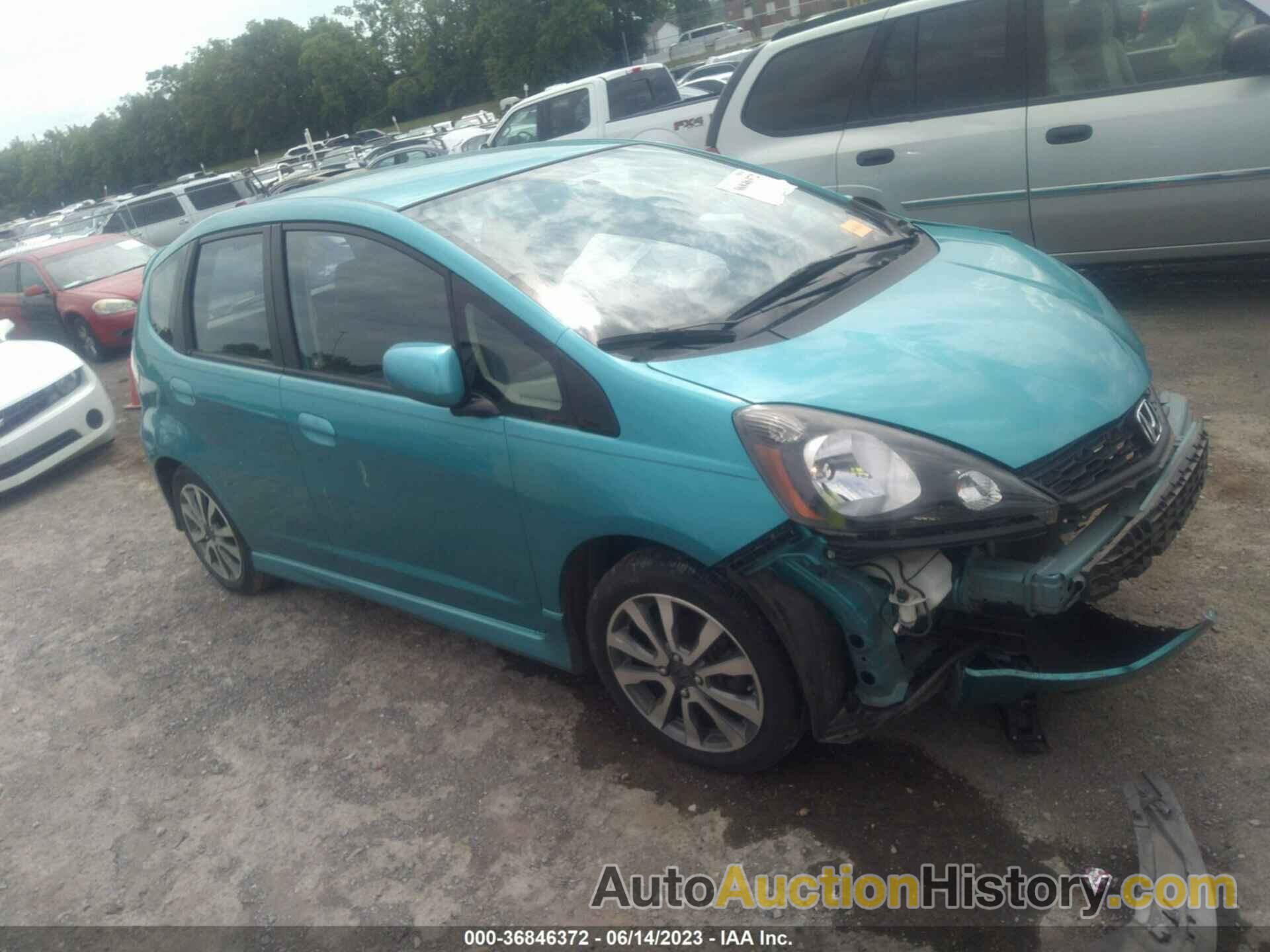 HONDA FIT SPORT, JHMGE8H55DC054430