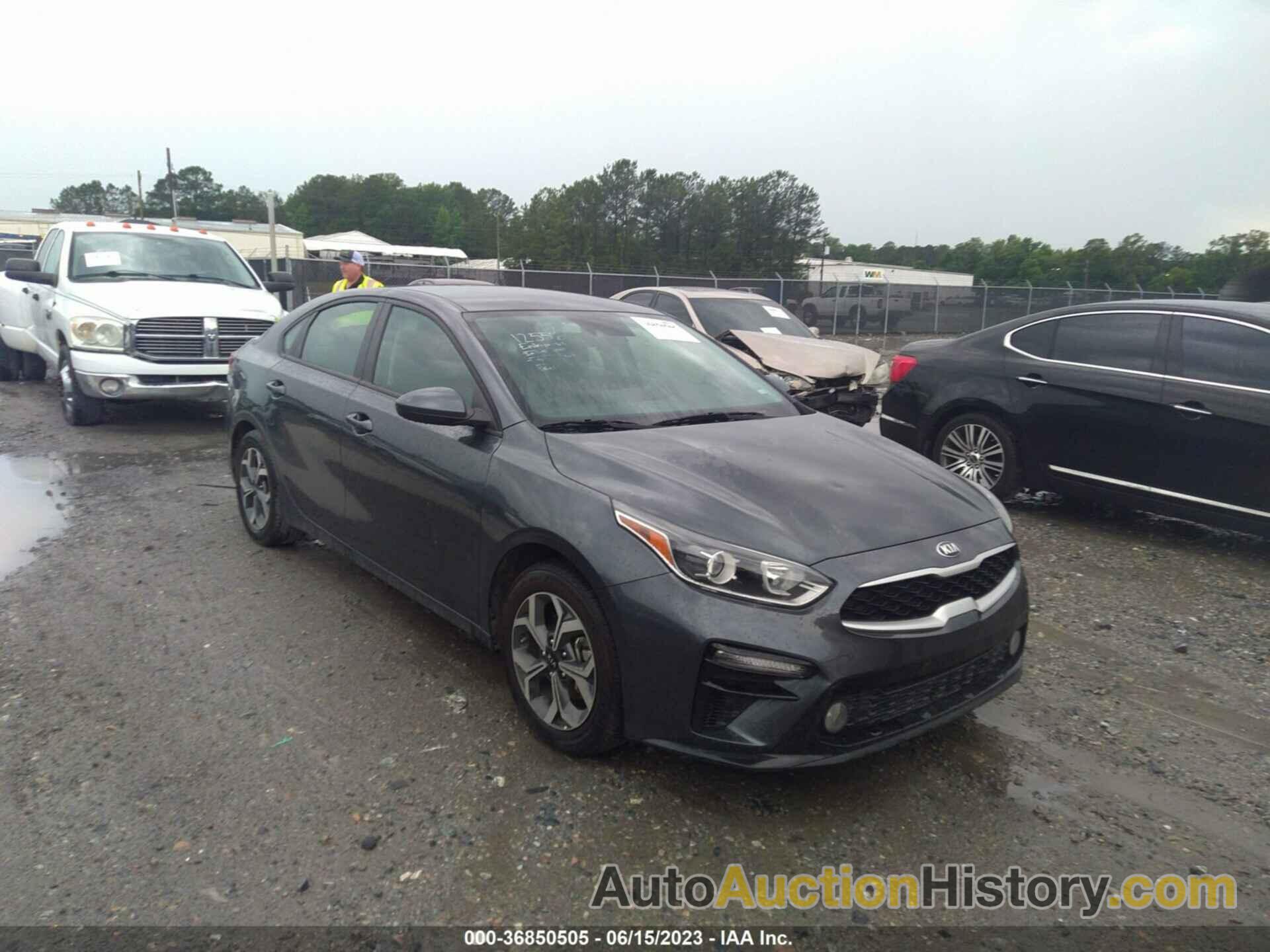 KIA FORTE LXS, 3KPF24AD6LE205170