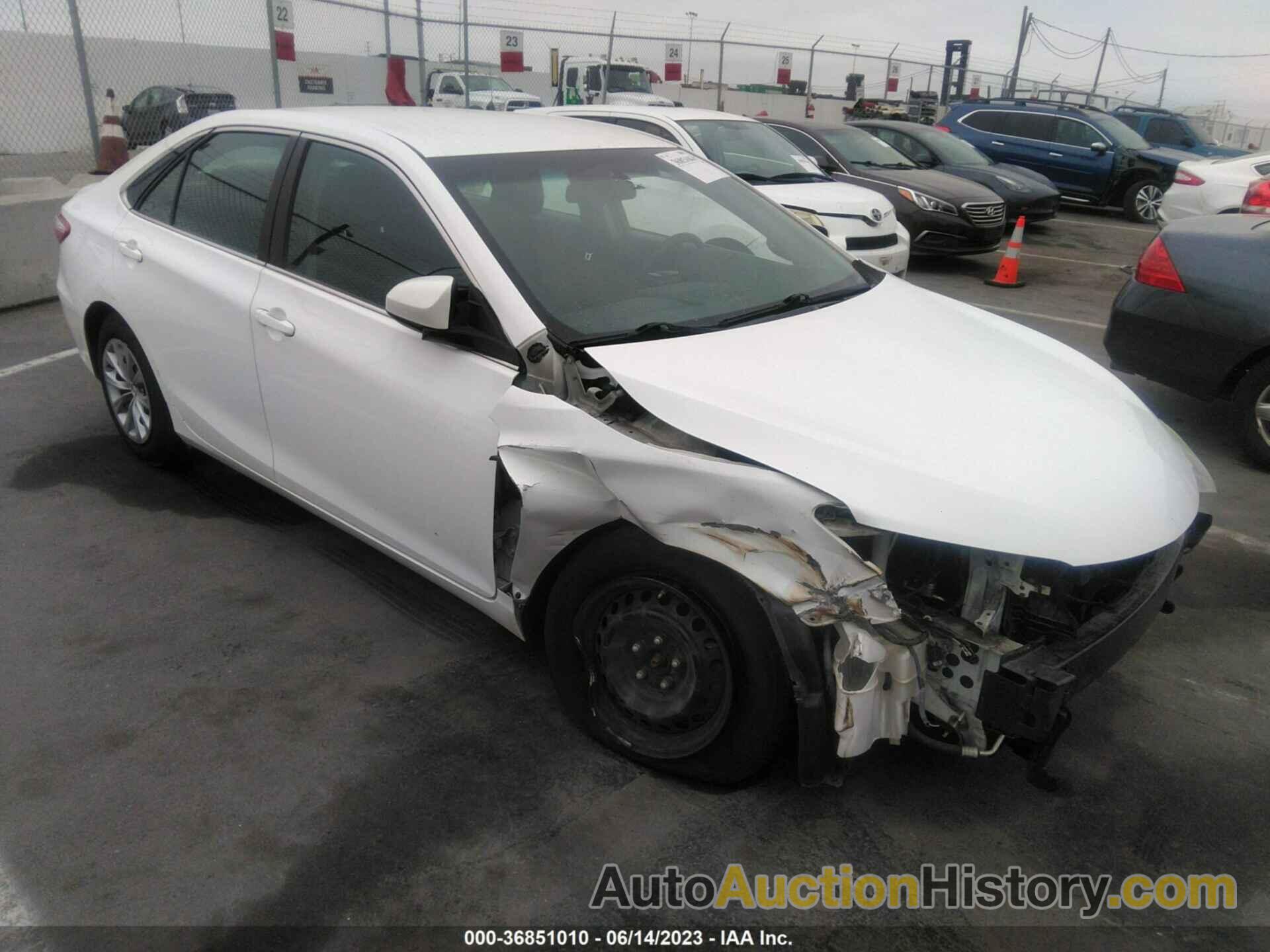 TOYOTA CAMRY XLE/SE/LE/XSE, 4T4BF1FK5GR560963
