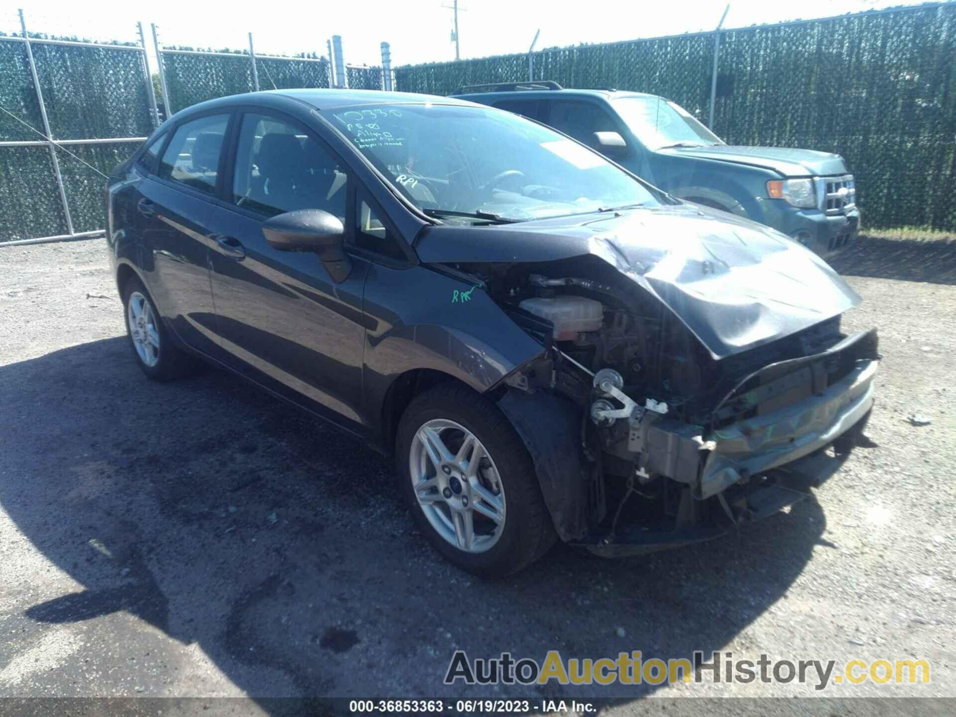 FORD FIESTA SE, 3FADP4BJ6HM131491