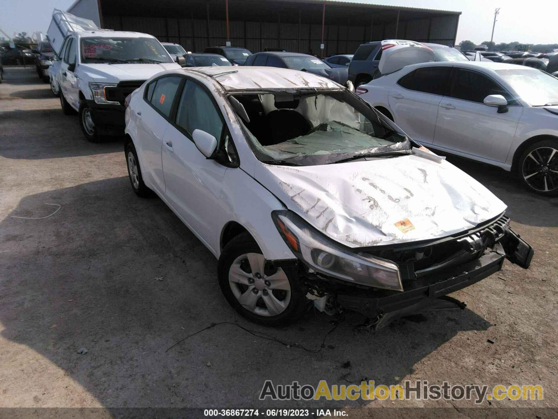 KIA FORTE LX, 3KPFL4A72JE253284