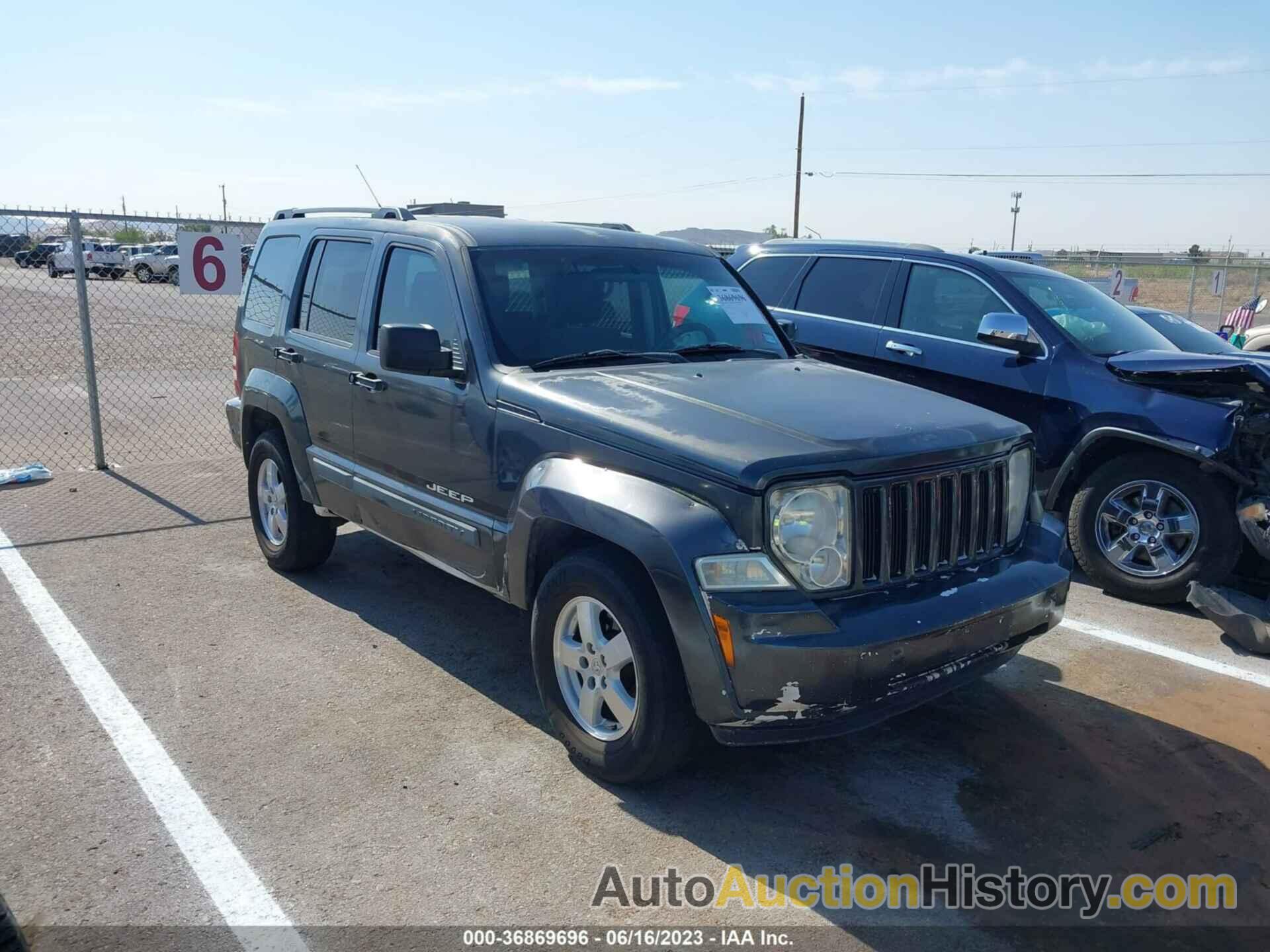 JEEP LIBERTY SPORT, 1J8GP28KX8W200784