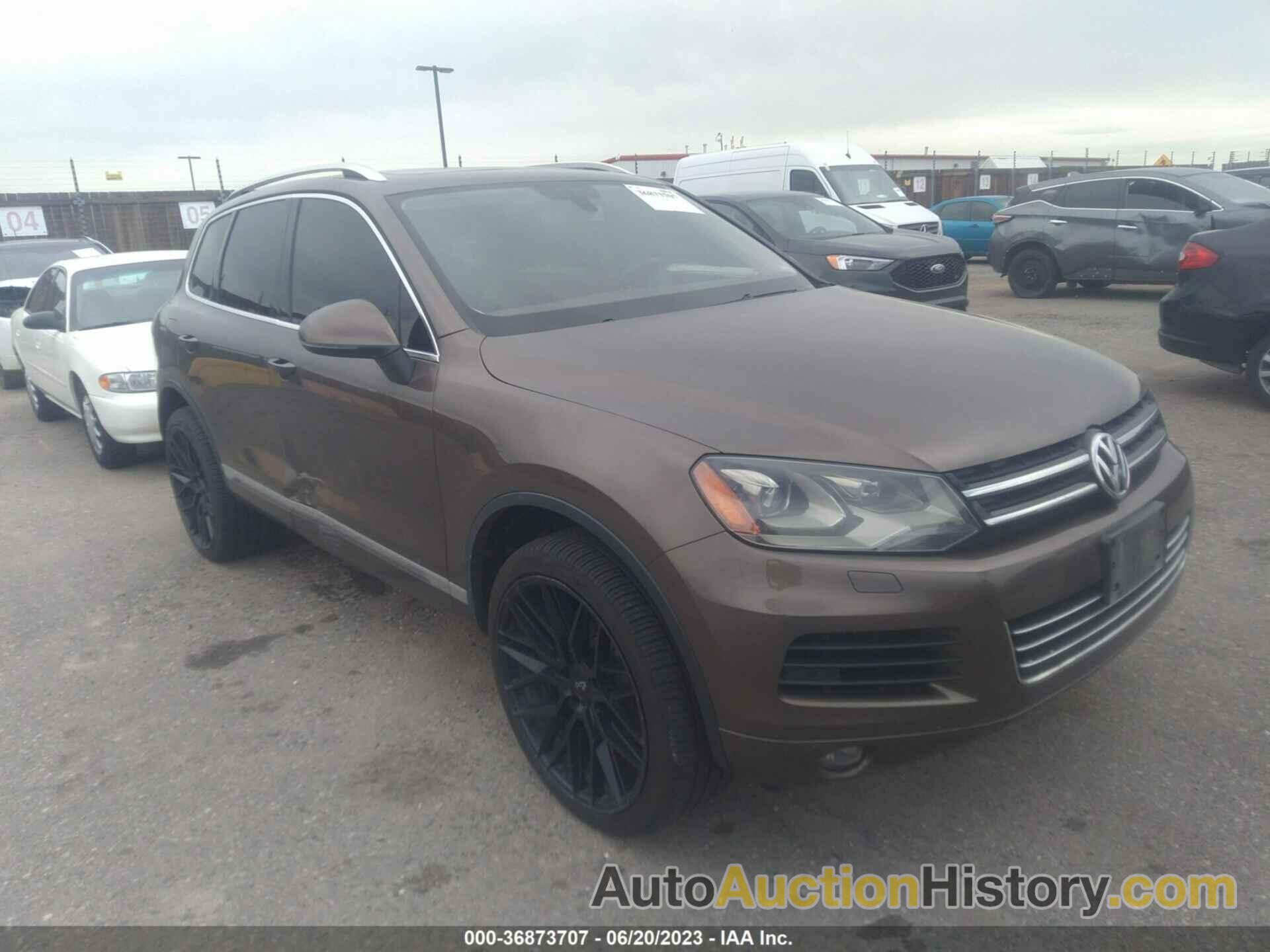 VOLKSWAGEN TOUAREG EXEC, WVGFK9BP0BD004771