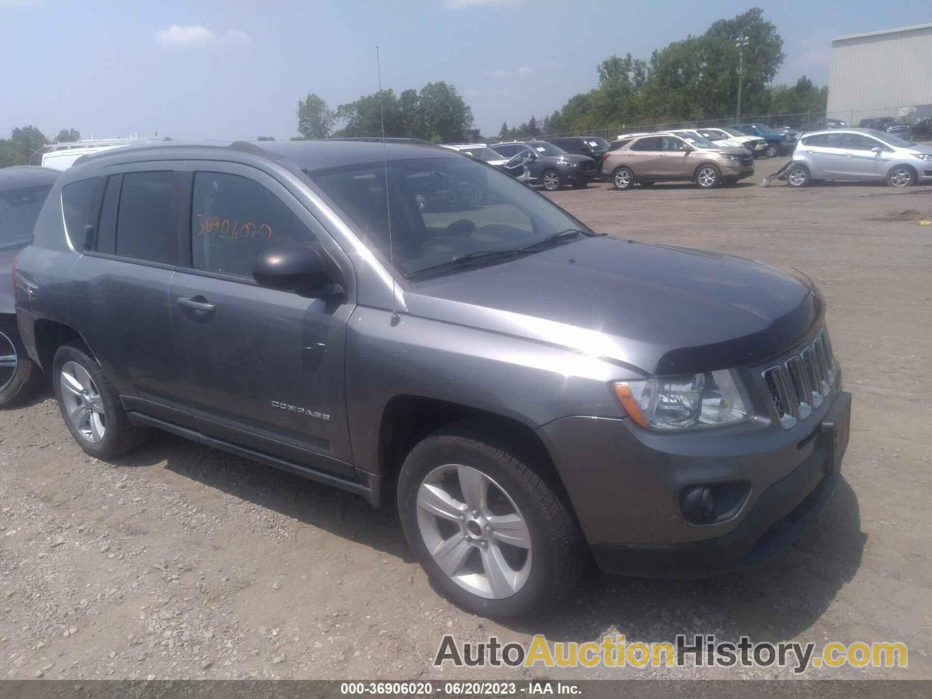 JEEP COMPASS LATITUDE, 1C4NJDEB6DD222383