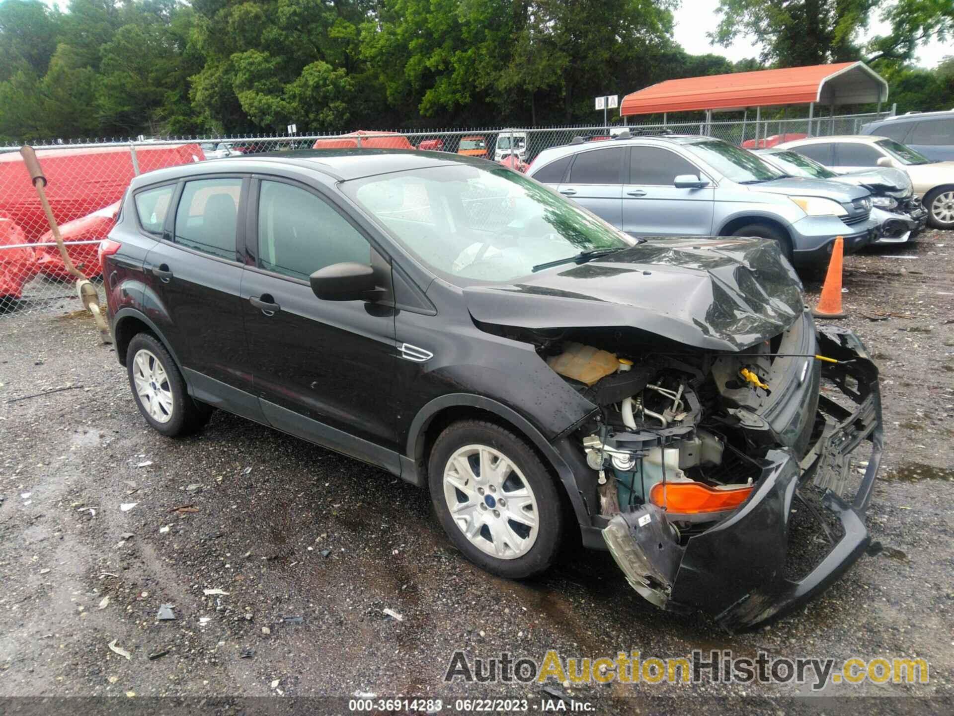 FORD ESCAPE S, 1FMCU0F77EUB92633