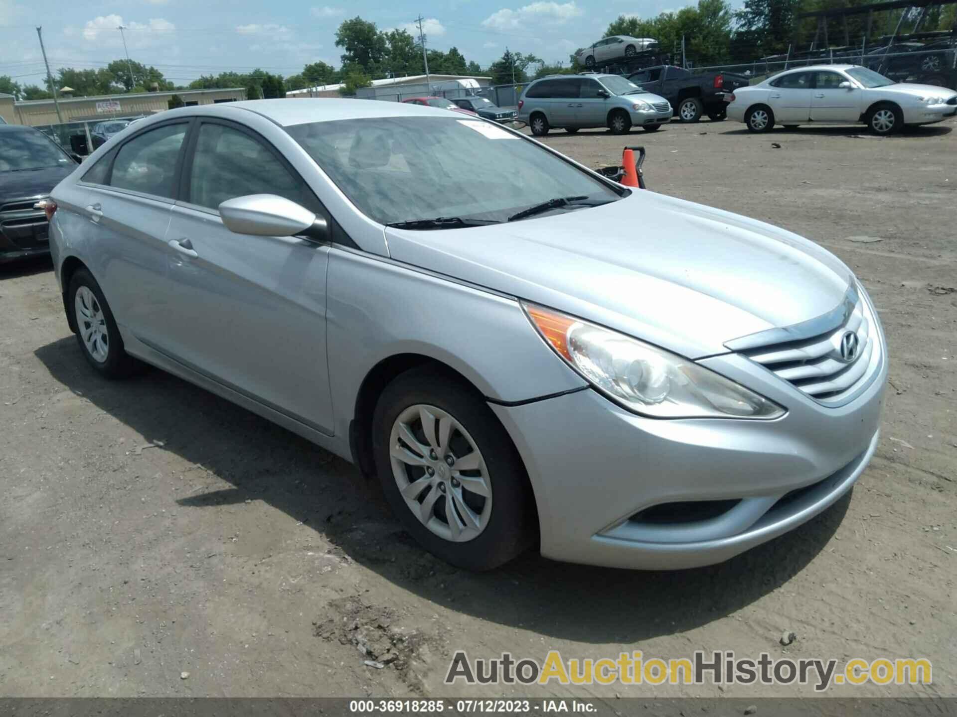 HYUNDAI SONATA GLS, 5NPEB4AC4BH271312