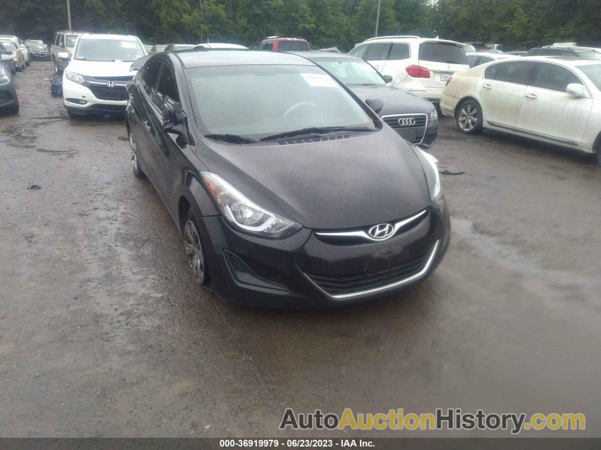 HYUNDAI ELANTRA SE, 5NPDH4AE3GH745883