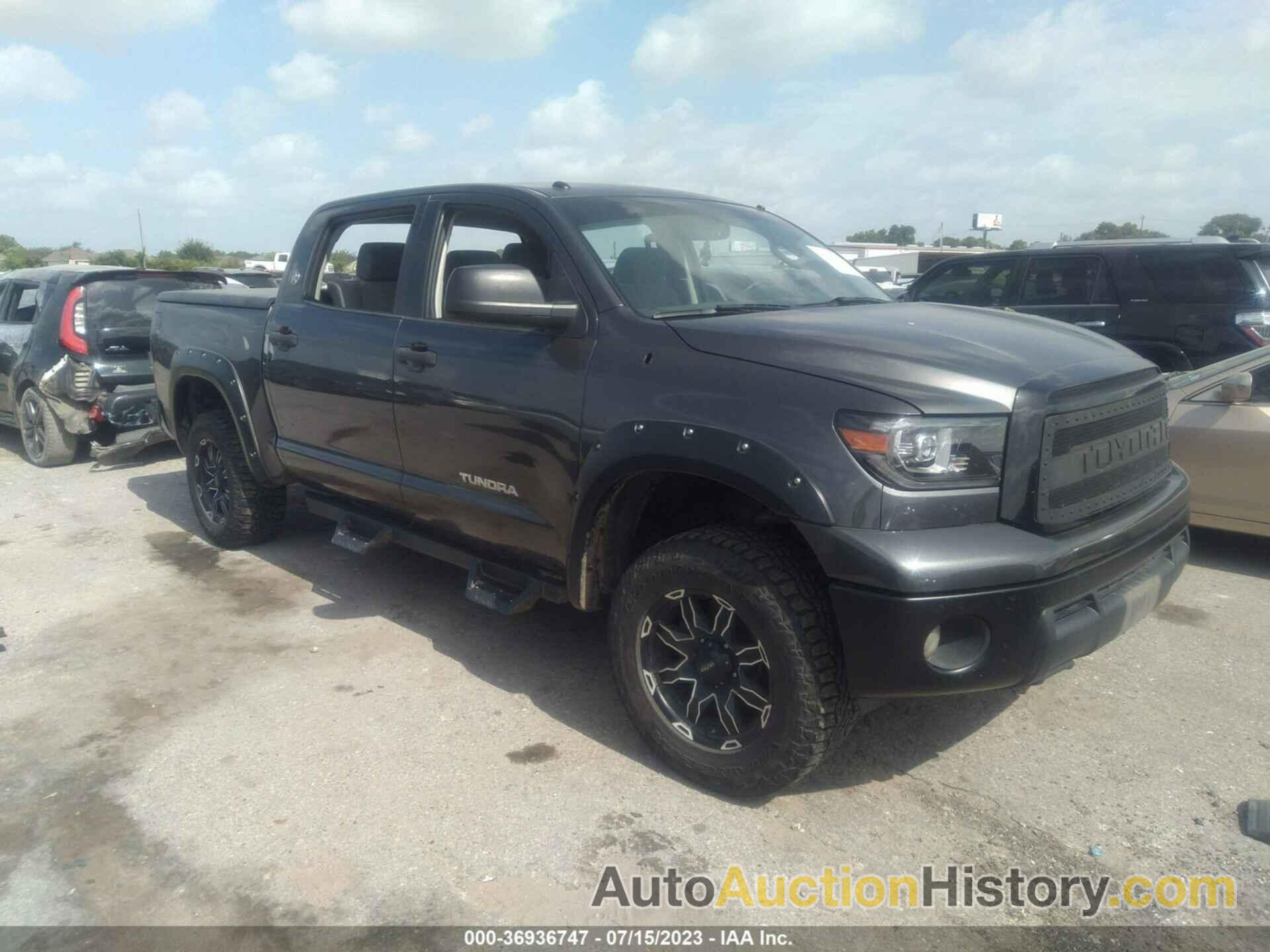 TOYOTA TUNDRA 4WD TRUCK, 5TFDM5F10DX041227