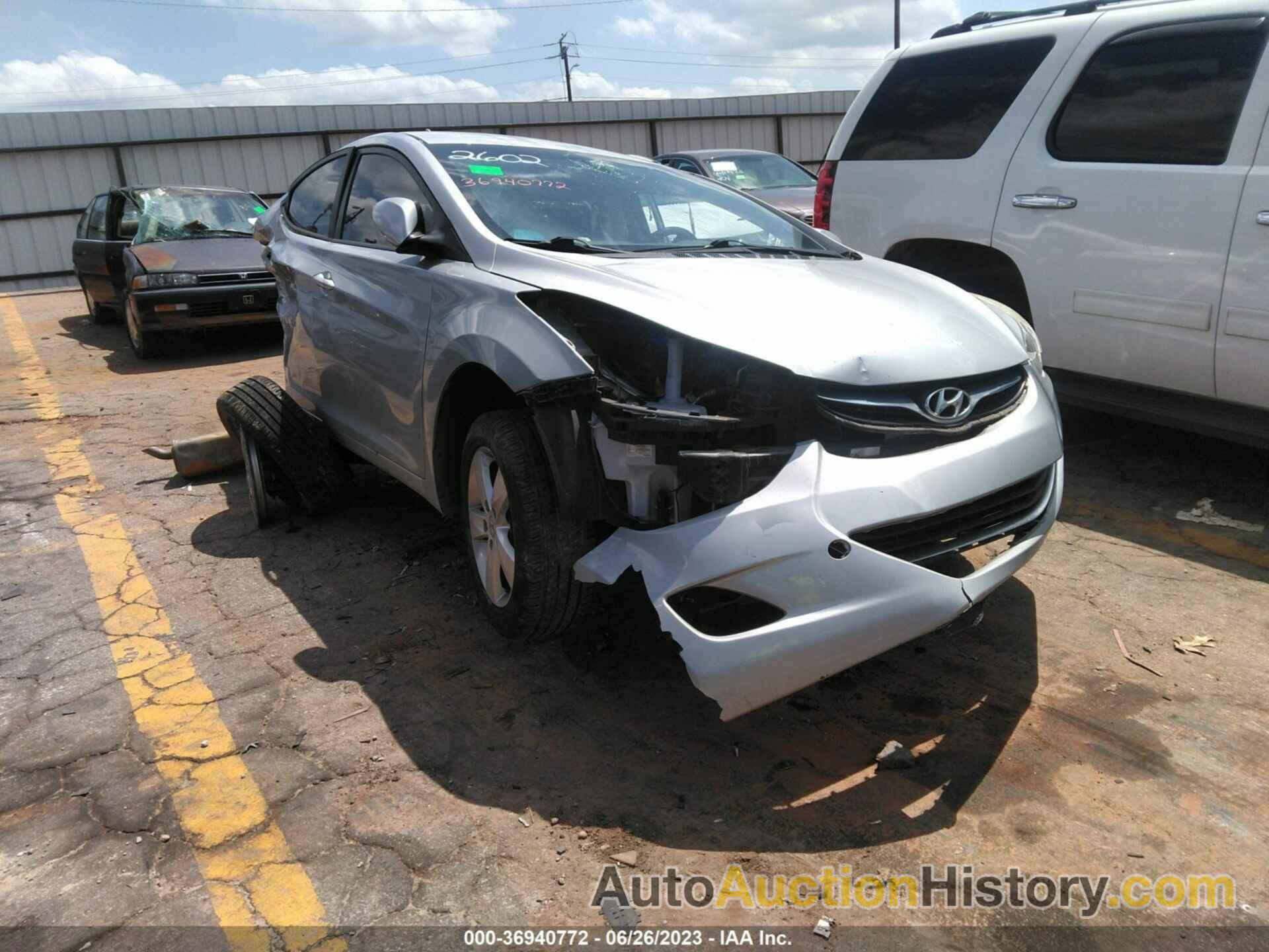 HYUNDAI ELANTRA GLS, 5NPDH4AE8DH252602