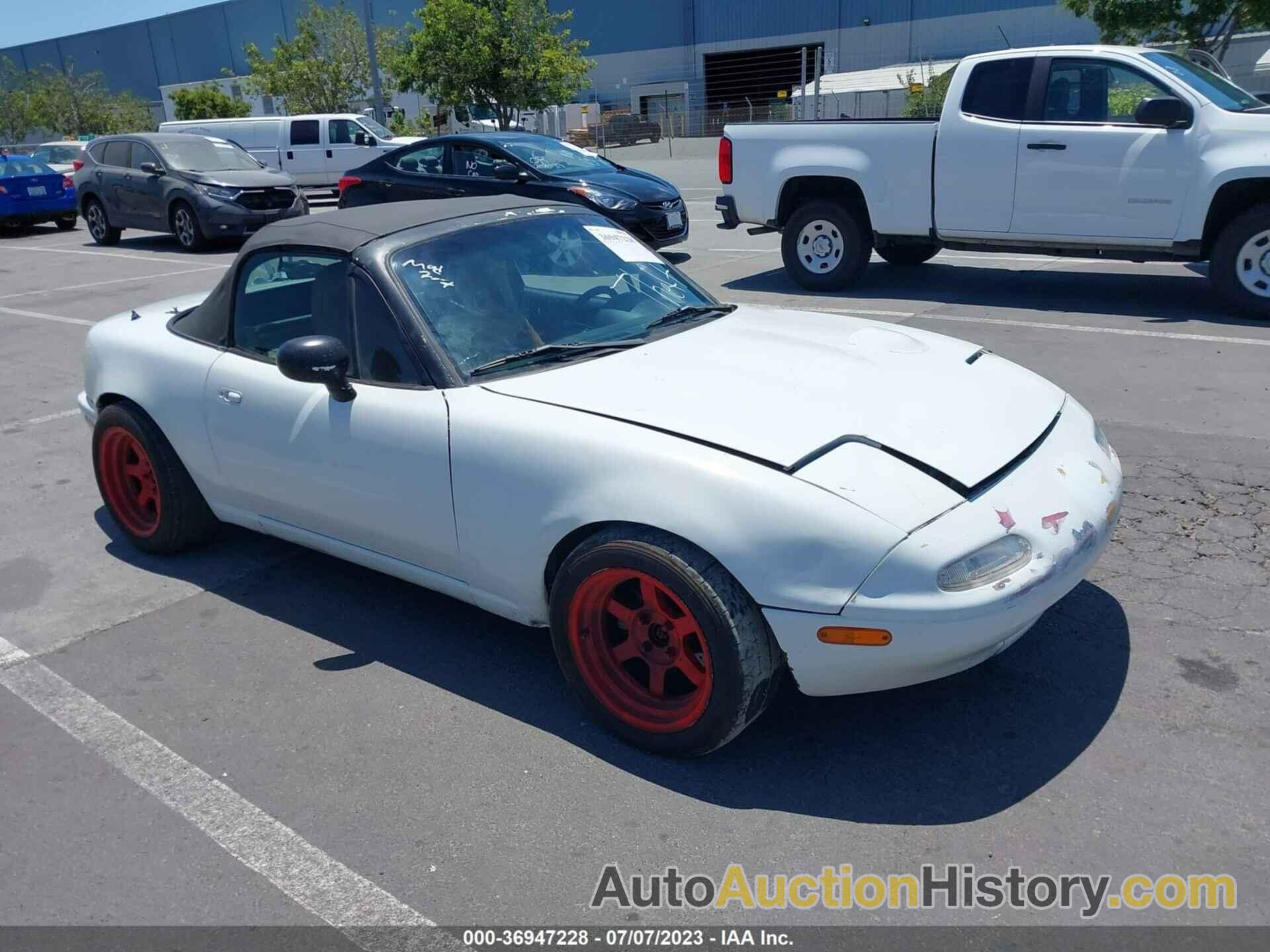 MAZDA MX-5 MIATA, JM1NA353XR0515141