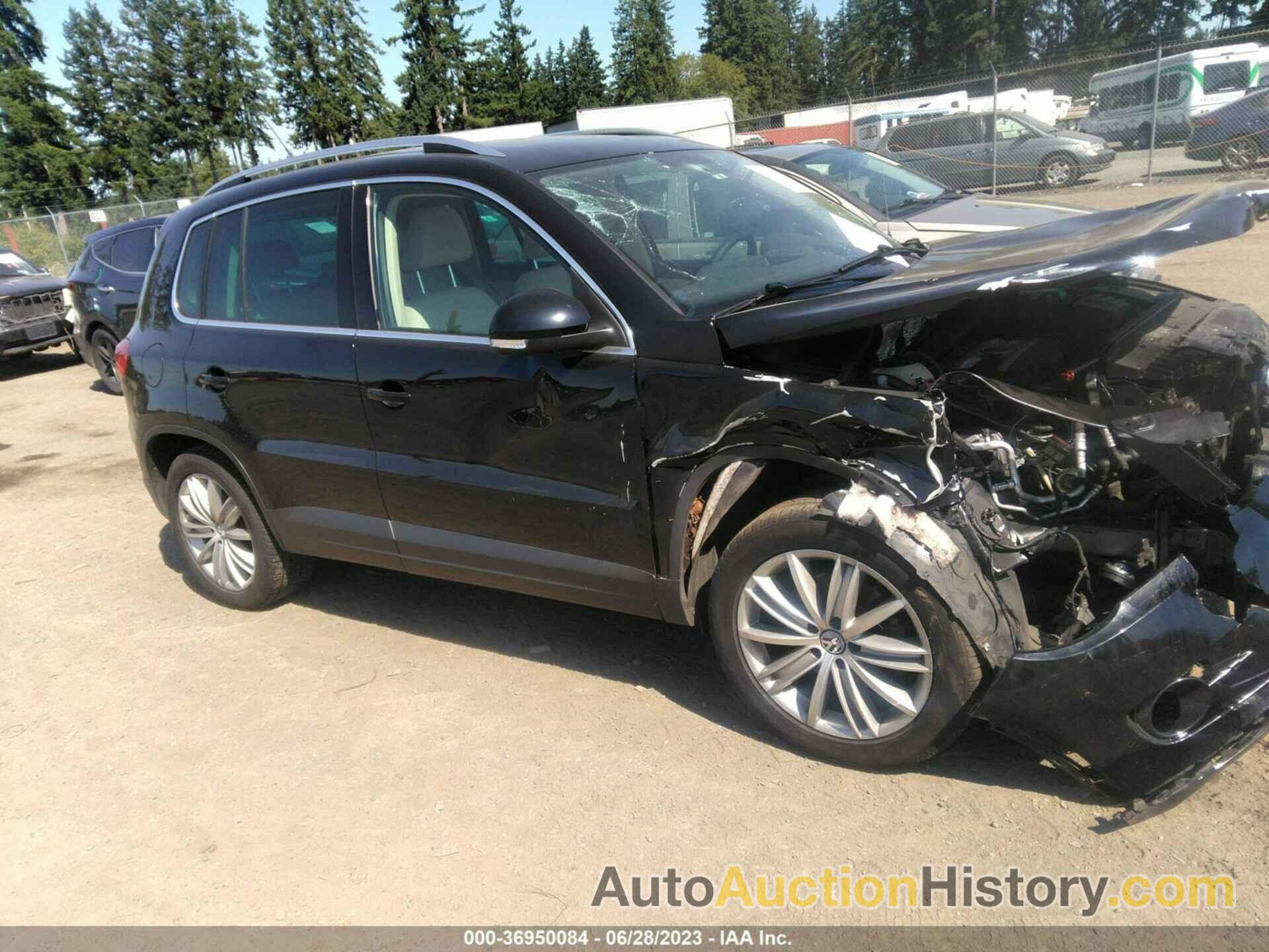 VOLKSWAGEN TIGUAN SE 4MOTION WSUNROOF &, WVGBV7AX5BW522925