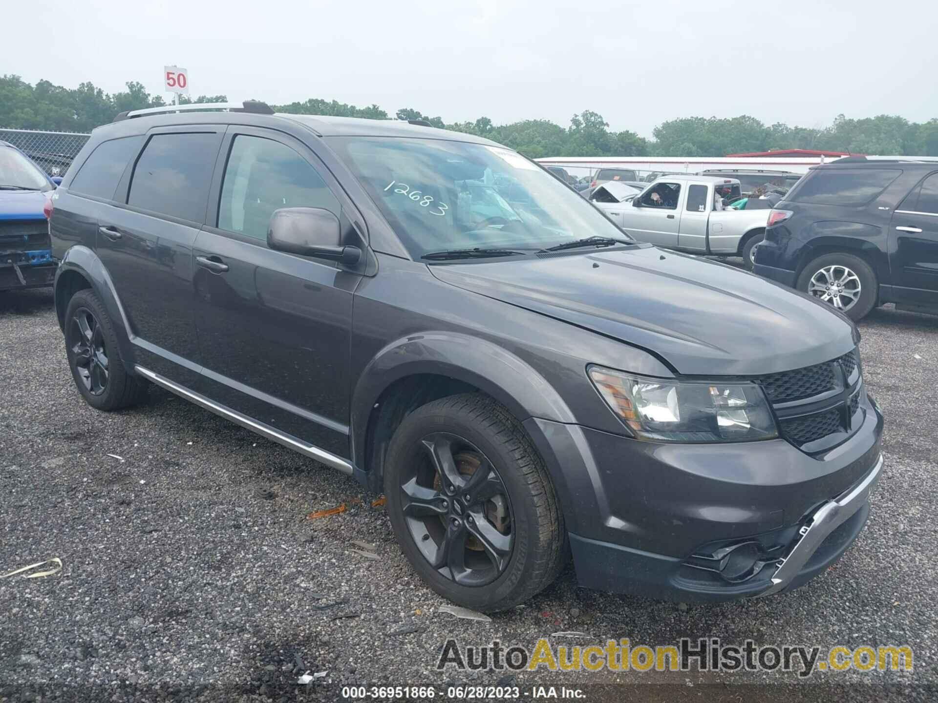 DODGE JOURNEY CROSSROAD, 3C4PDDGG3KT838655