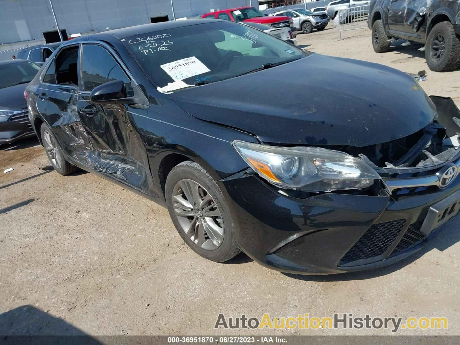 TOYOTA CAMRY SE, 4T1BF1FK7HU738707