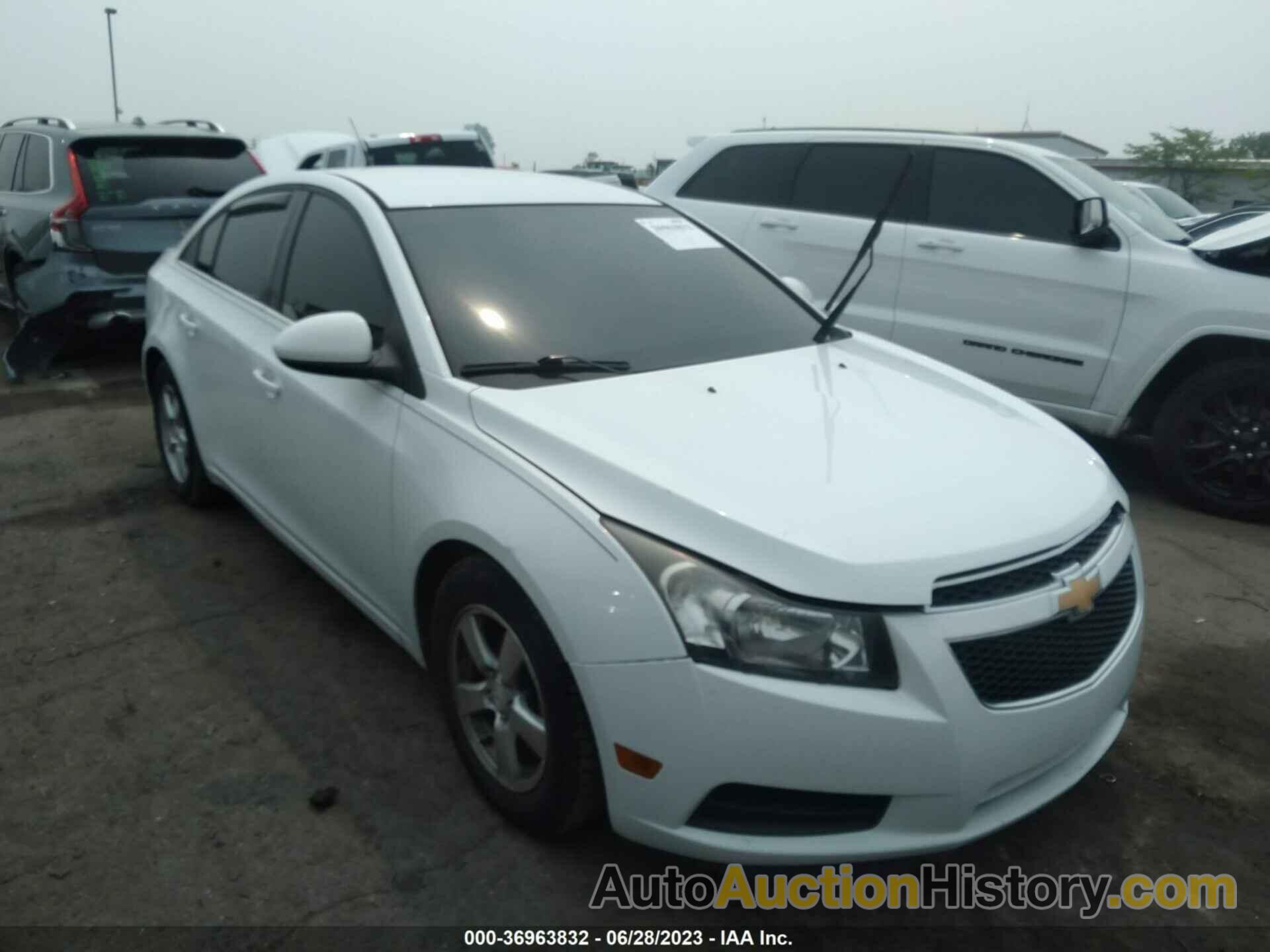 CHEVROLET CRUZE LT W/1LT, 1G1PF5SC2C7186842