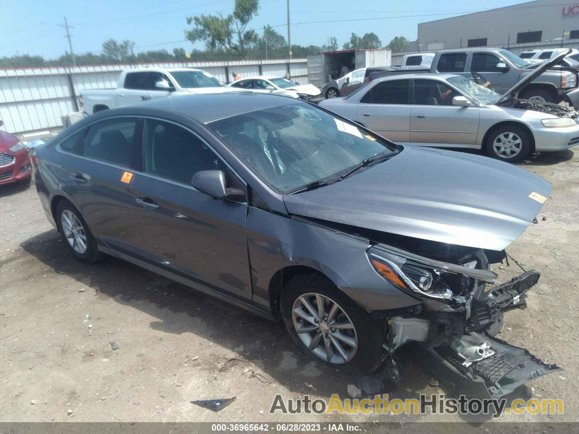 HYUNDAI SONATA SE, 5NPE24AFXJH725474