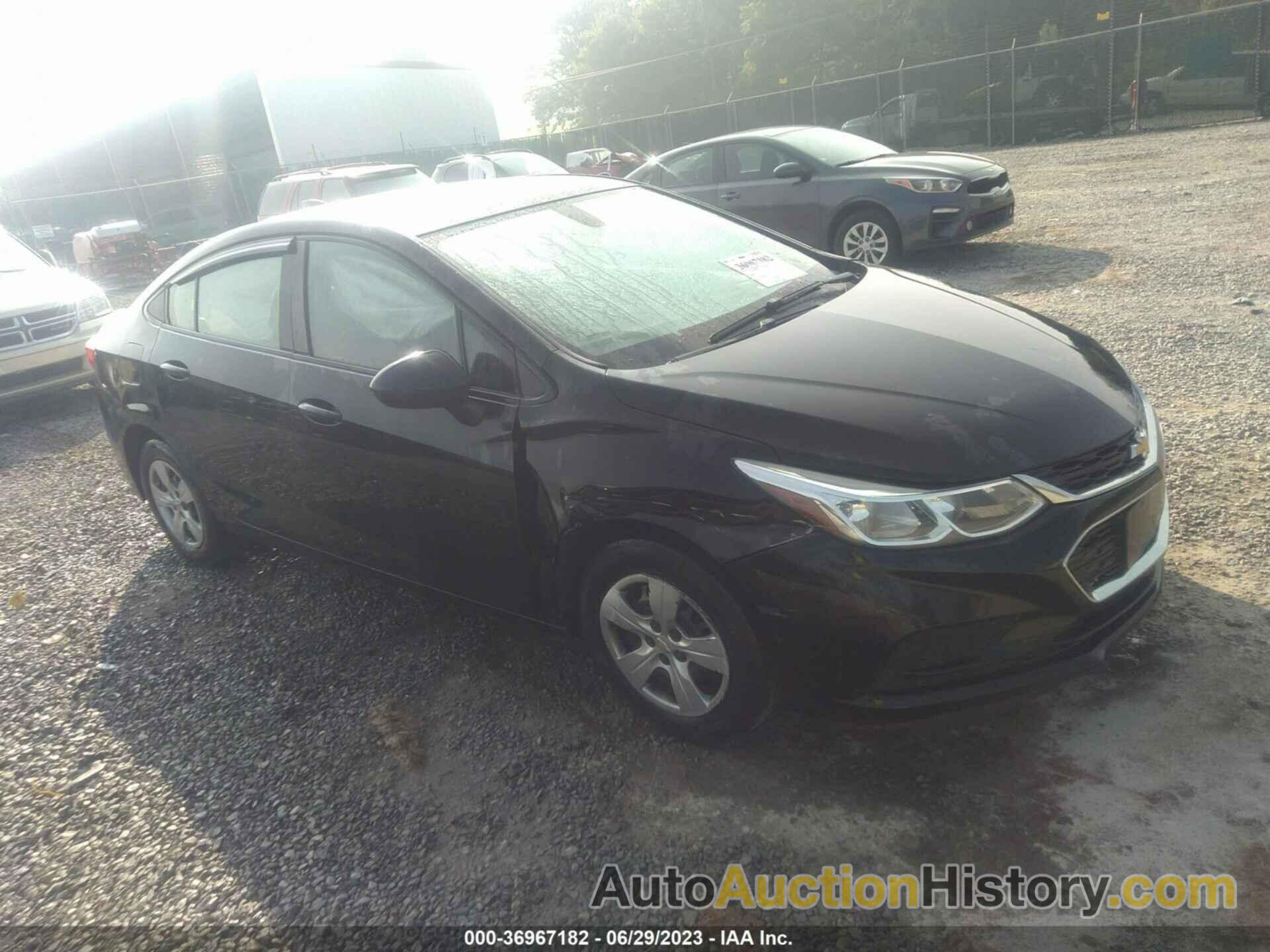 CHEVROLET CRUZE LS, 1G1BC5SM7J7243643