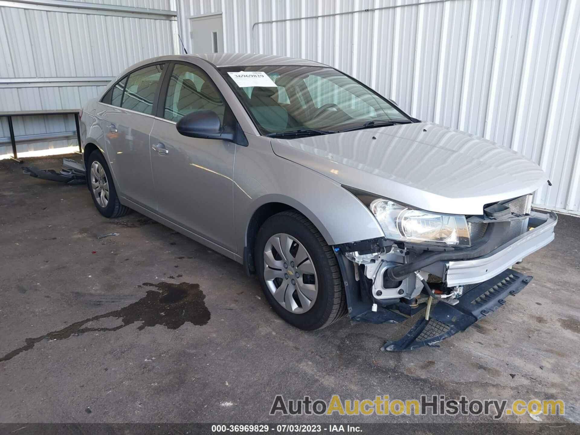 CHEVROLET CRUZE LS, 1G1PC5SH1C7138348