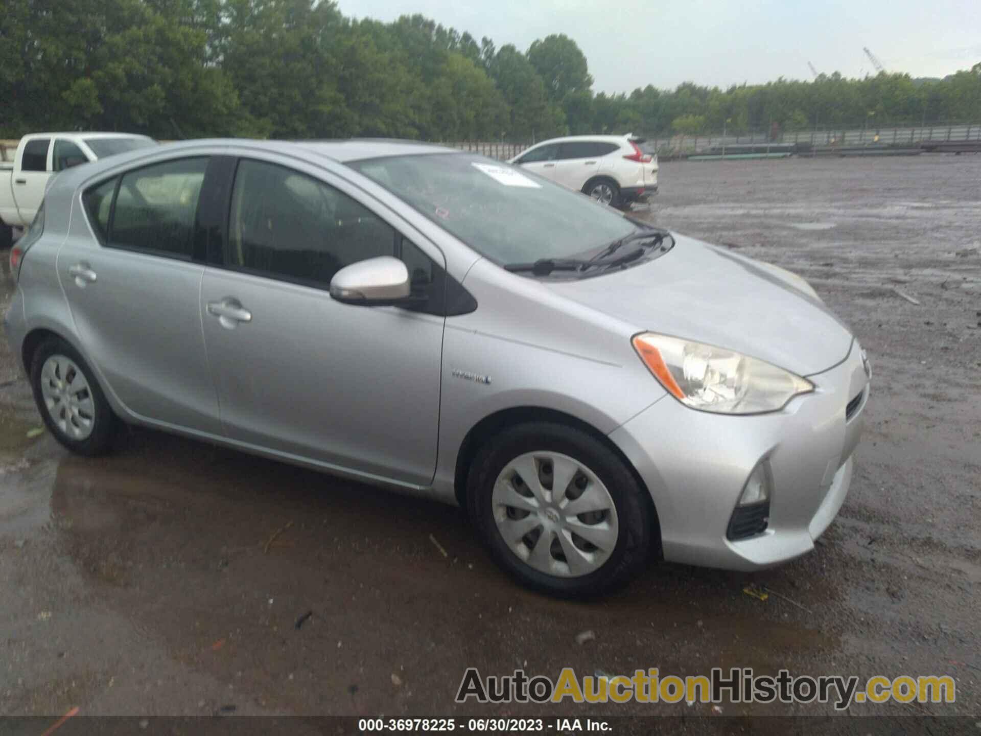 TOYOTA PRIUS C ONE/TWO/THREE/FOUR, JTDKDTB30D1552328