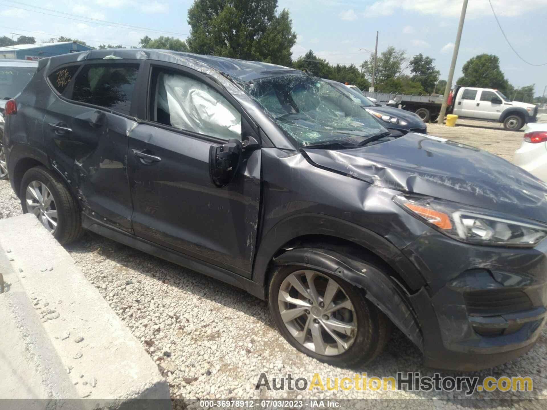 HYUNDAI TUCSON SE, KM8J2CA41MU365279