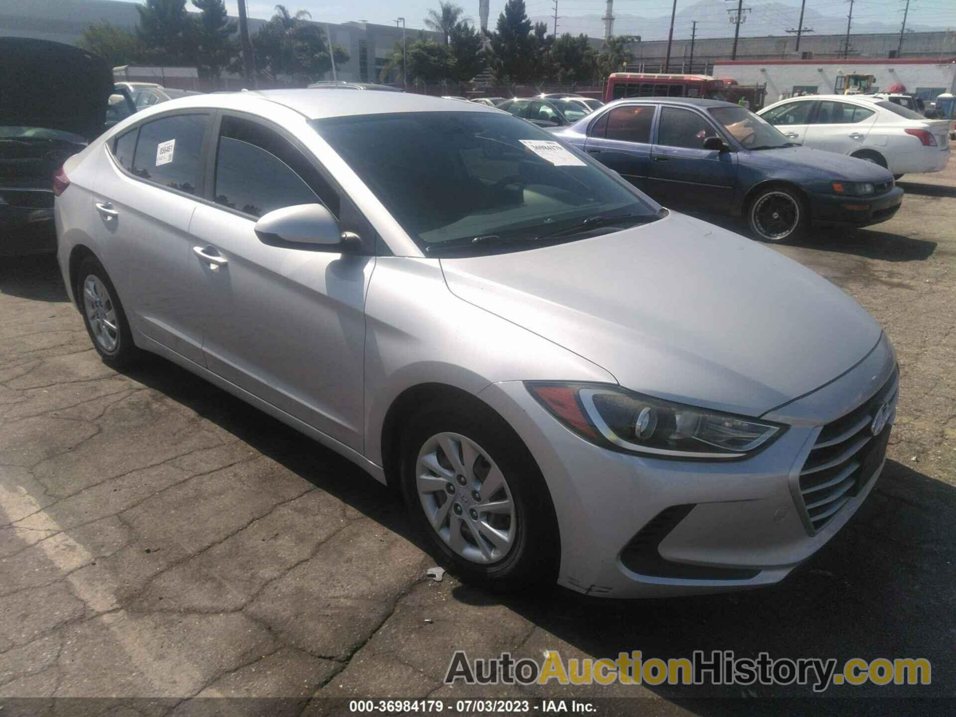 HYUNDAI ELANTRA SE, KMHD74LF0HU083689