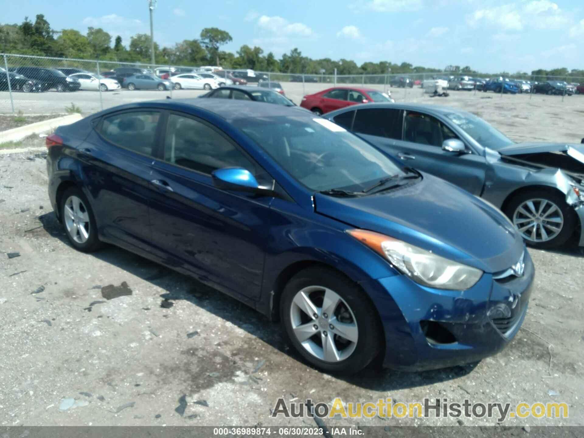 HYUNDAI ELANTRA GLS, KMHDH4AE1DU523632